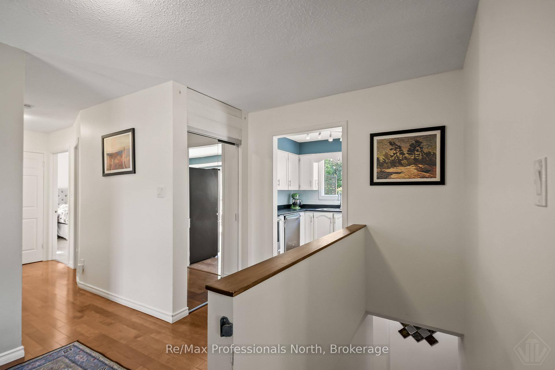 Photo 6 of 66 Westvale Drive, Bracebridge, Monck (Bracebridge) — HOMEH