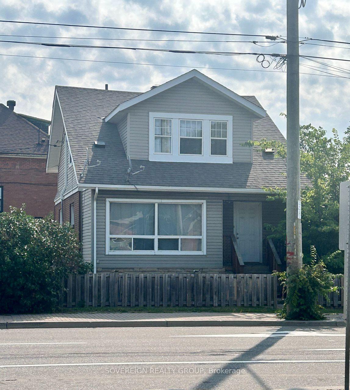 Photo 2 of 490 Algonquin Avenue, North Bay, Central — HOMEH