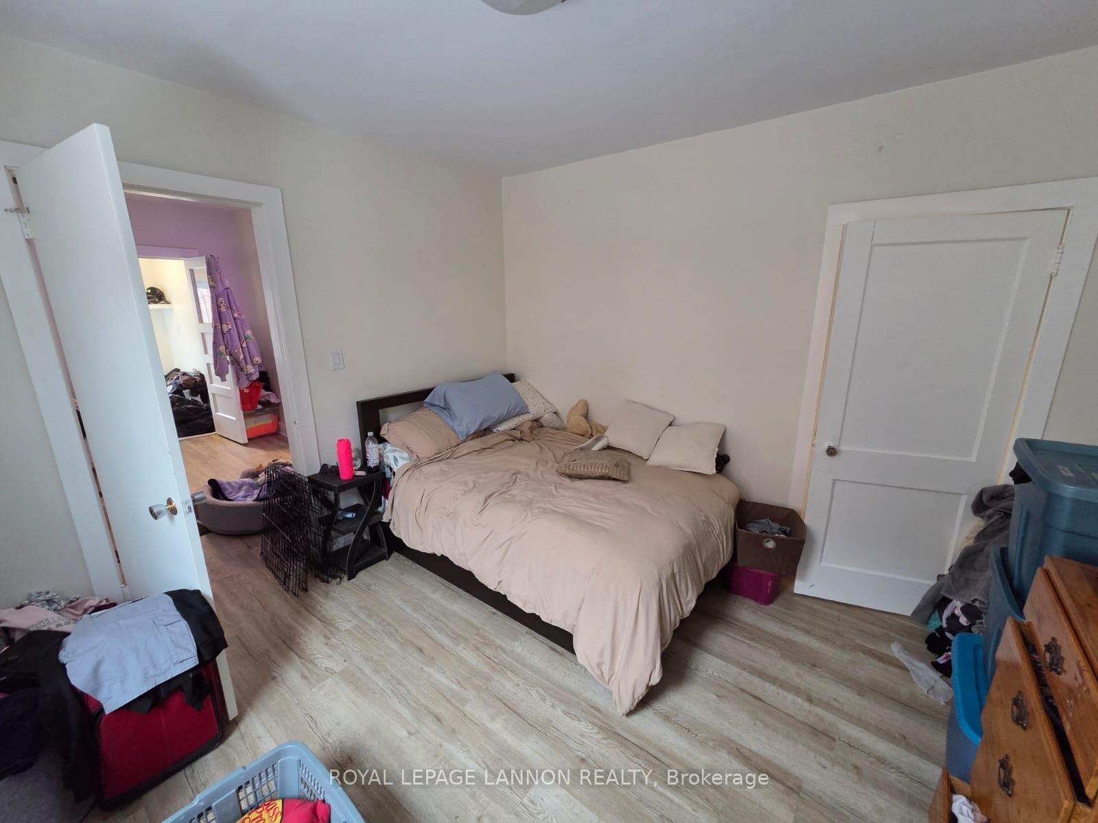 Photo 9 of 1012 Victoria Avenue E, Thunder Bay, McKeller Park — HOMEH