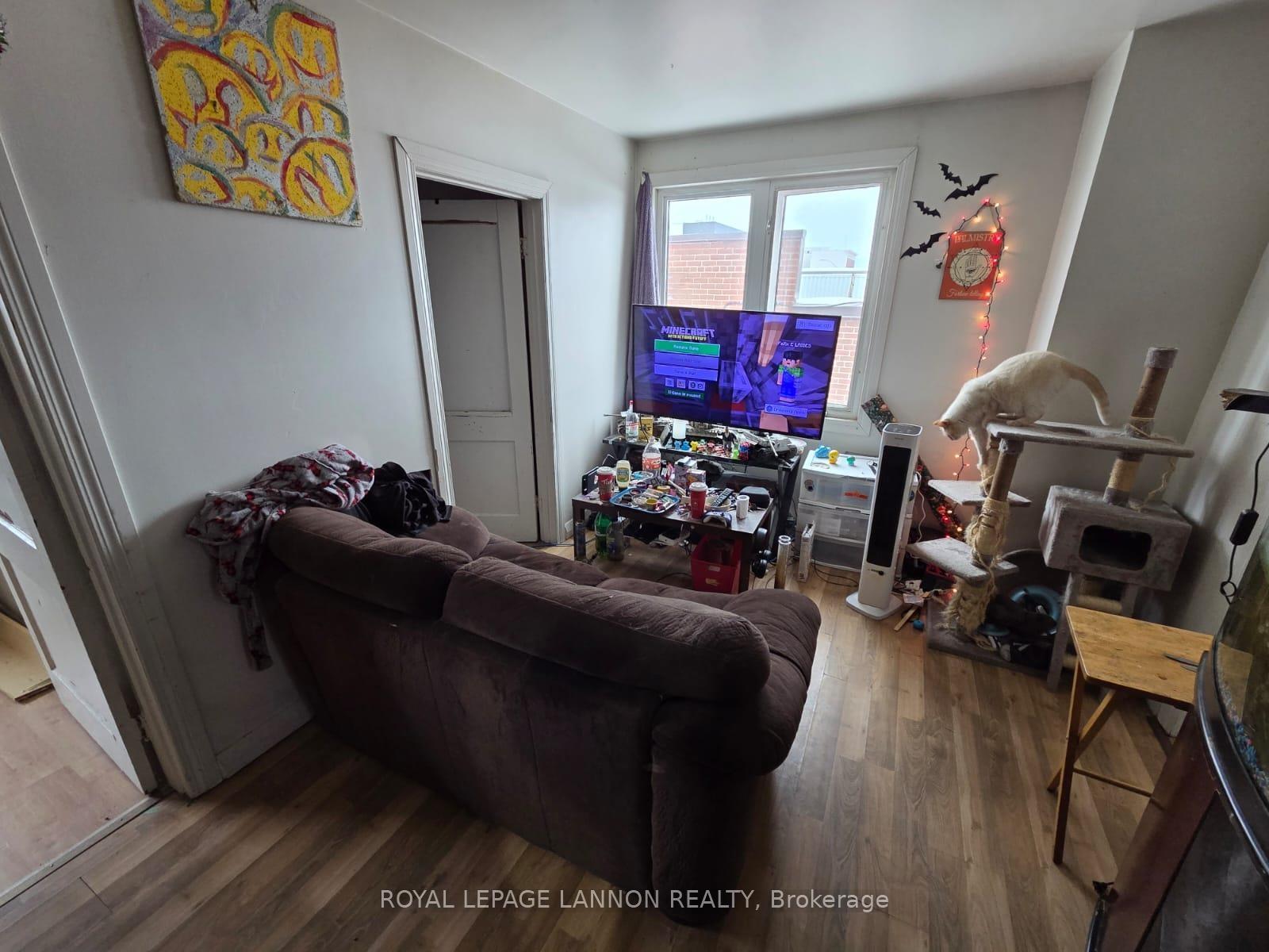 Photo 14 of 1012 Victoria Avenue E, Thunder Bay, McKeller Park — HOMEH