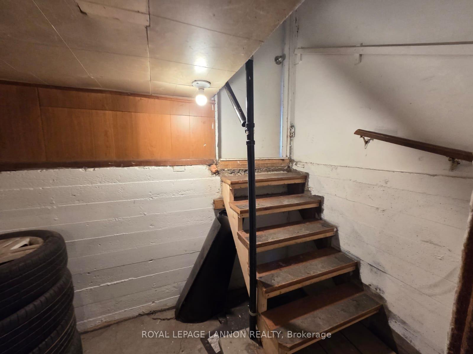 Photo 35 of 1012 Victoria Avenue E, Thunder Bay, McKeller Park — HOMEH