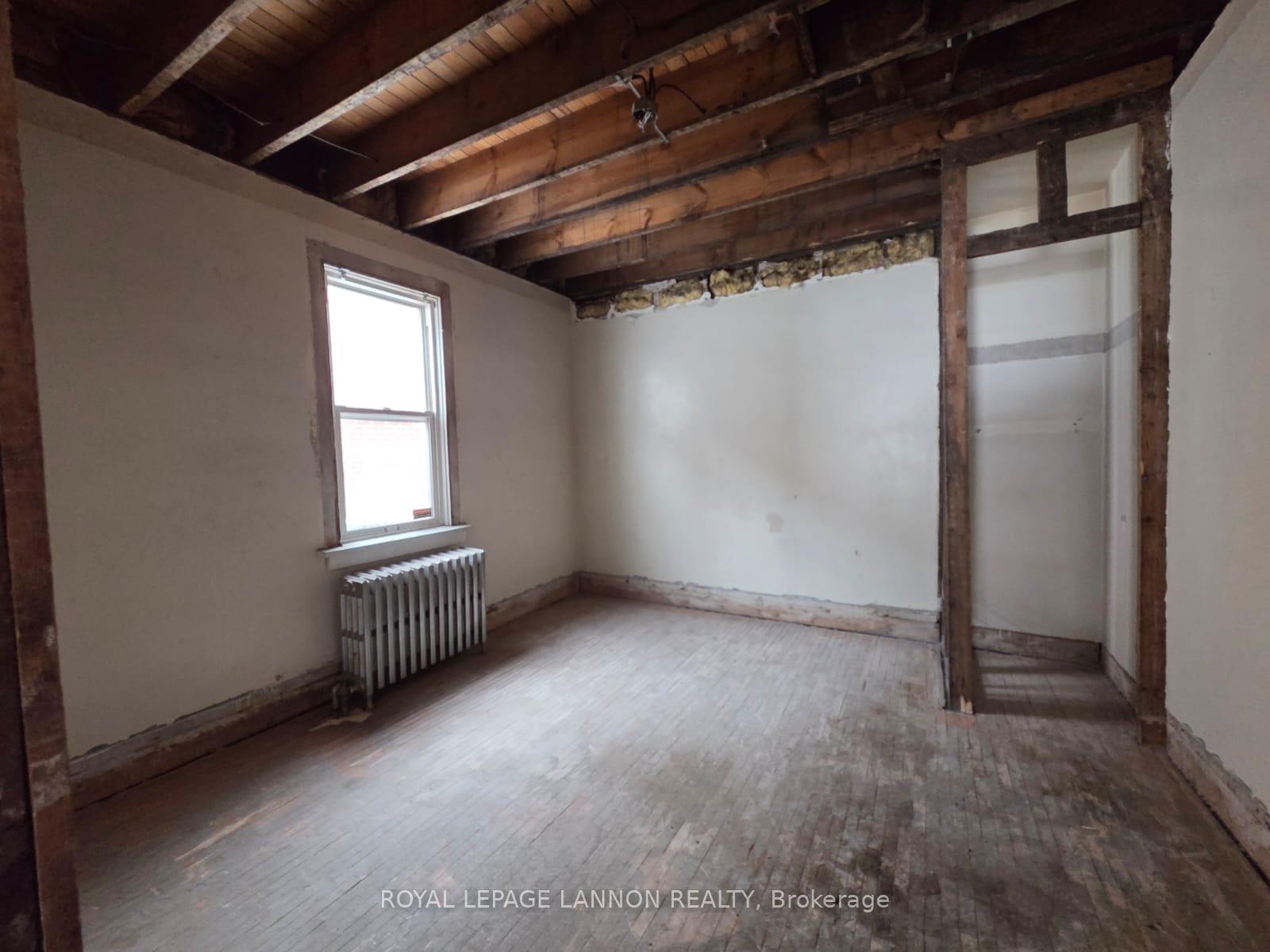 Photo 36 of 1012 Victoria Avenue E, Thunder Bay, McKeller Park — HOMEH
