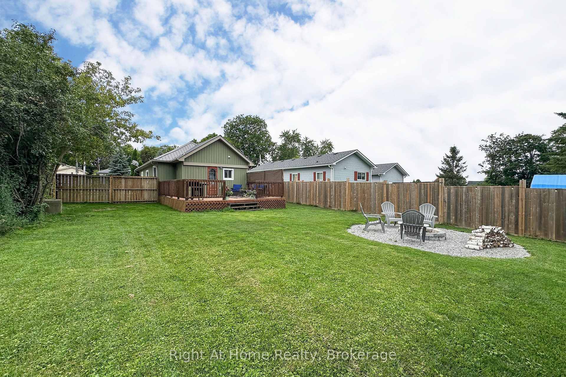 Photo 21 of 39 Lakeview Avenue, Scugog, Rural Scugog — HOMEH