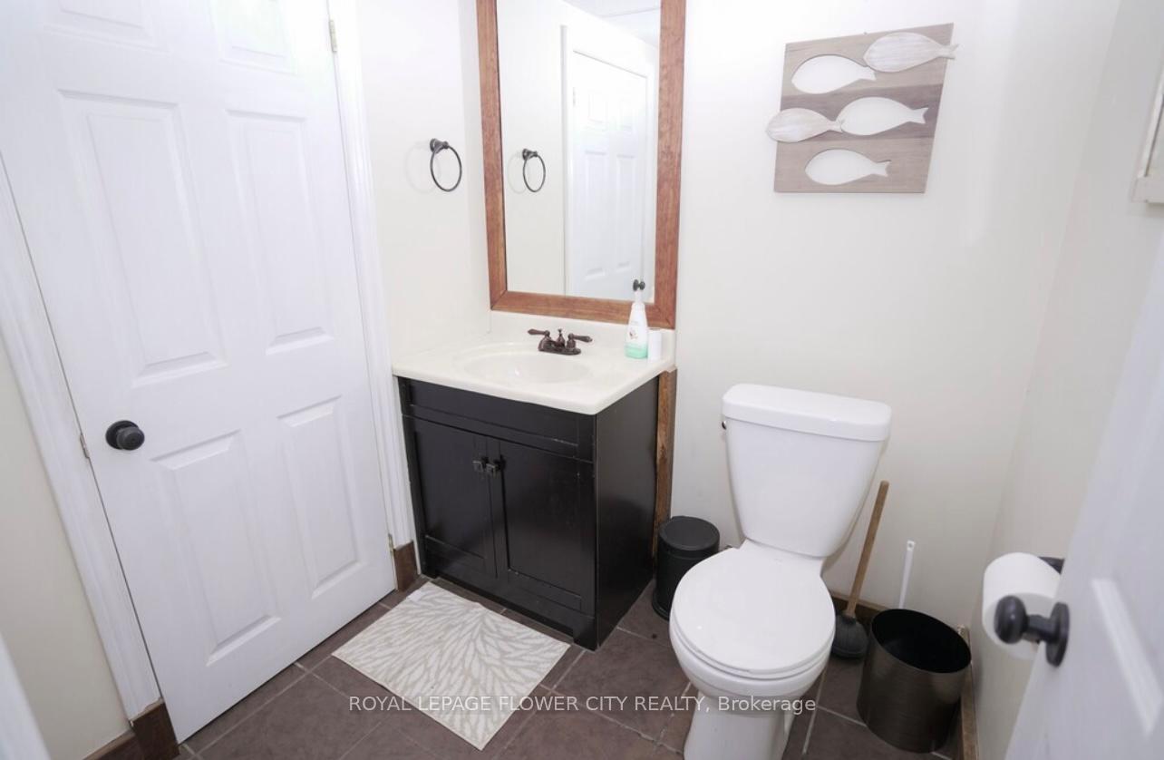 Photo 12 of 67 Regency Drive, Seguin — HOMEH