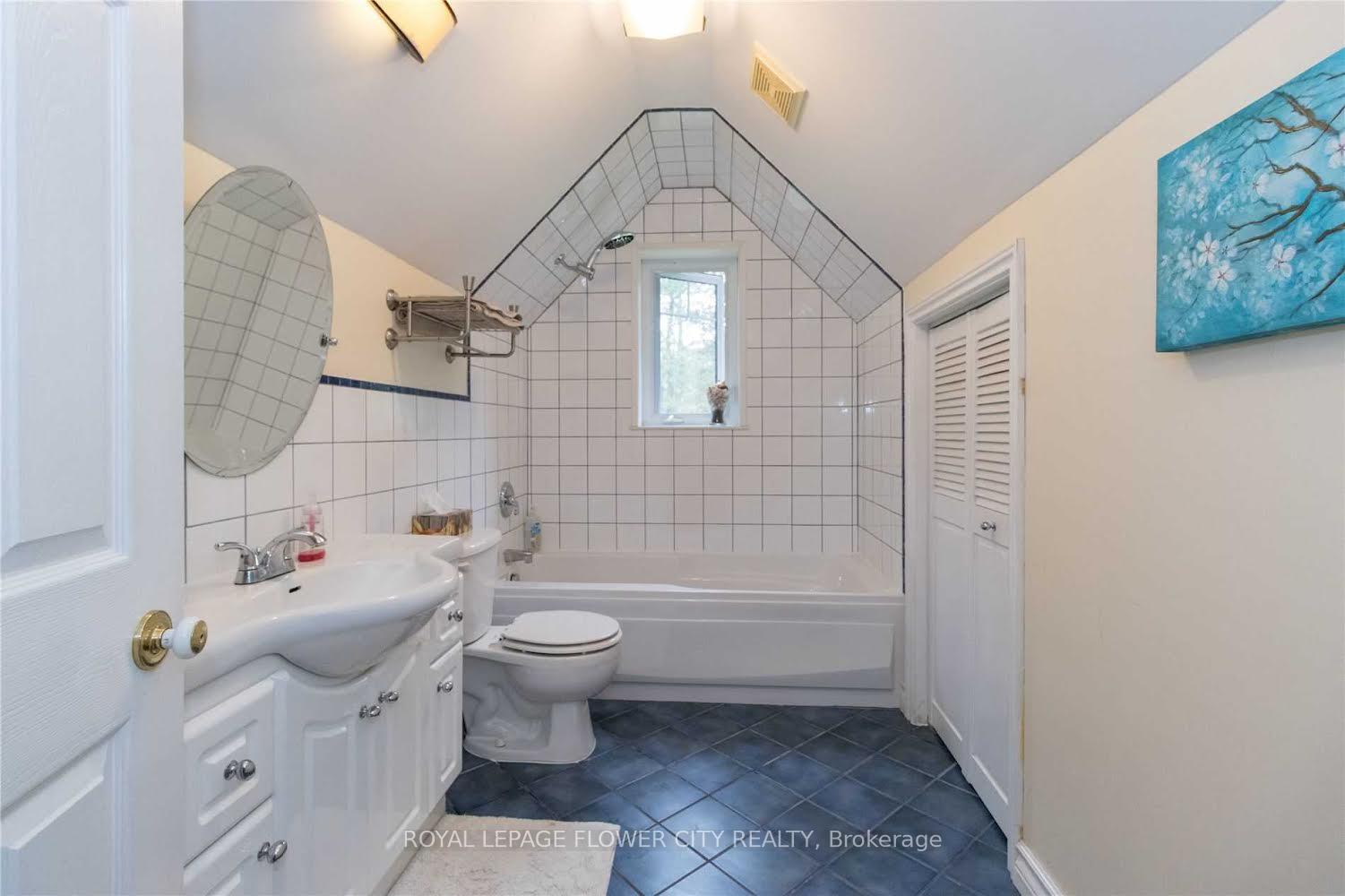 Photo 23 of 67 Regency Drive, Seguin — HOMEH