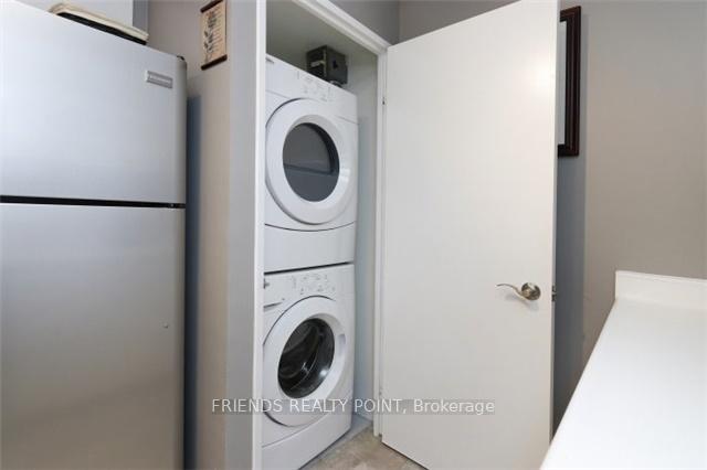 Photo 9 of Unit 913, 4185 Shipp Drive, Mississauga, City Centre — HOMEH