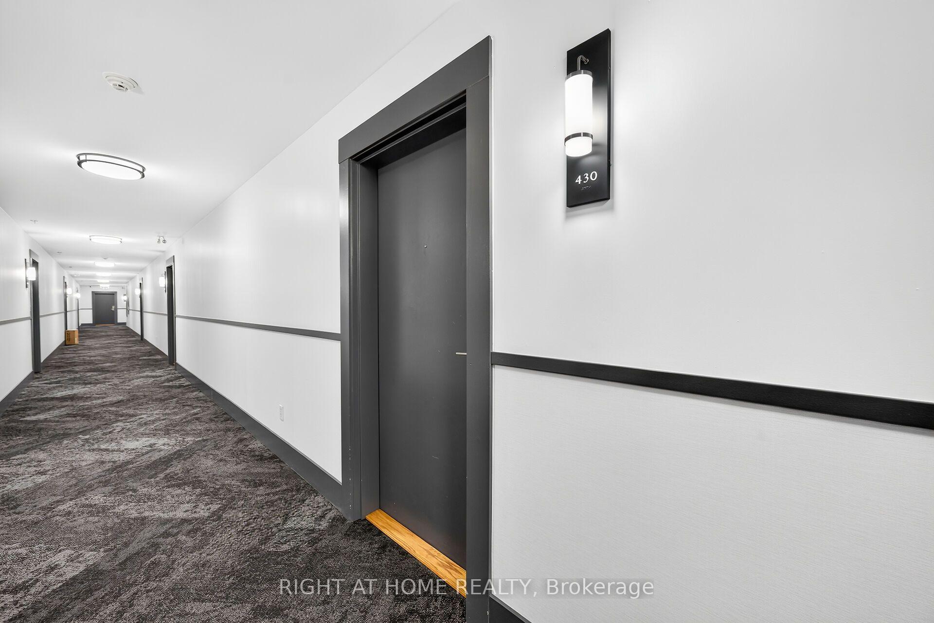 Photo 10 of Unit 430, 570 Lolita Gardens, Mississauga, Mississauga Valleys — HOMEH