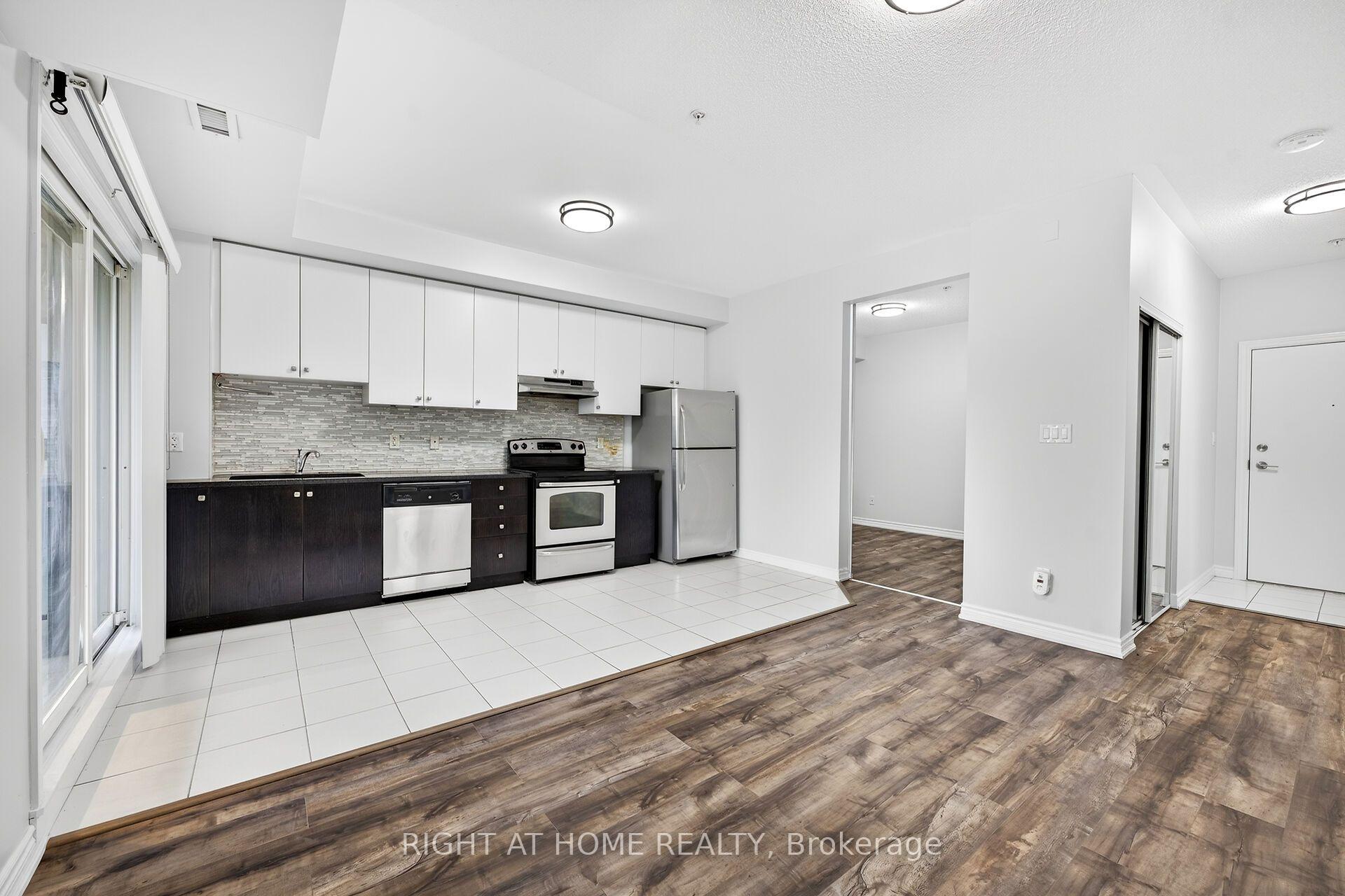 Photo 13 of Unit 430, 570 Lolita Gardens, Mississauga, Mississauga Valleys — HOMEH