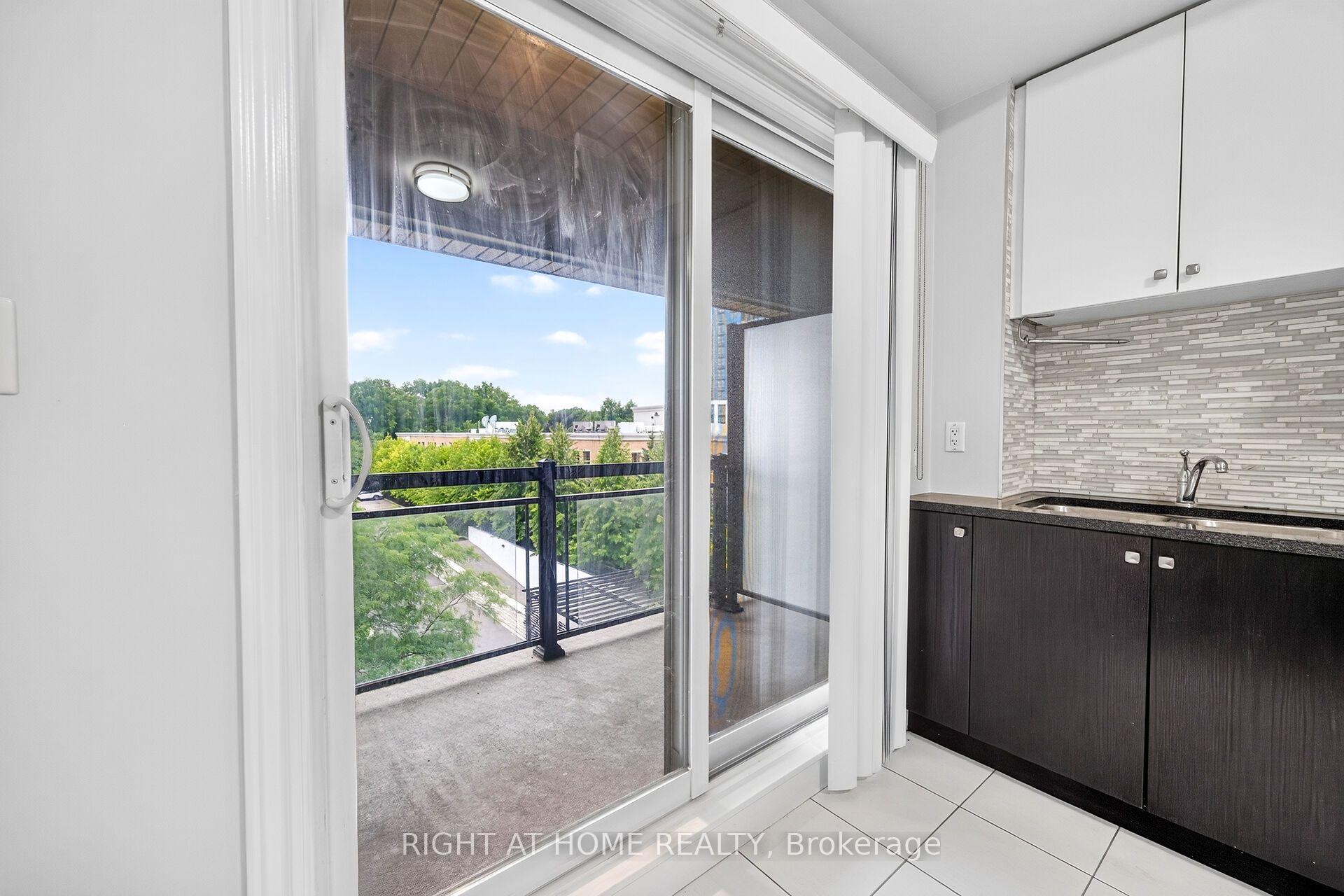 Photo 17 of Unit 430, 570 Lolita Gardens, Mississauga, Mississauga Valleys — HOMEH