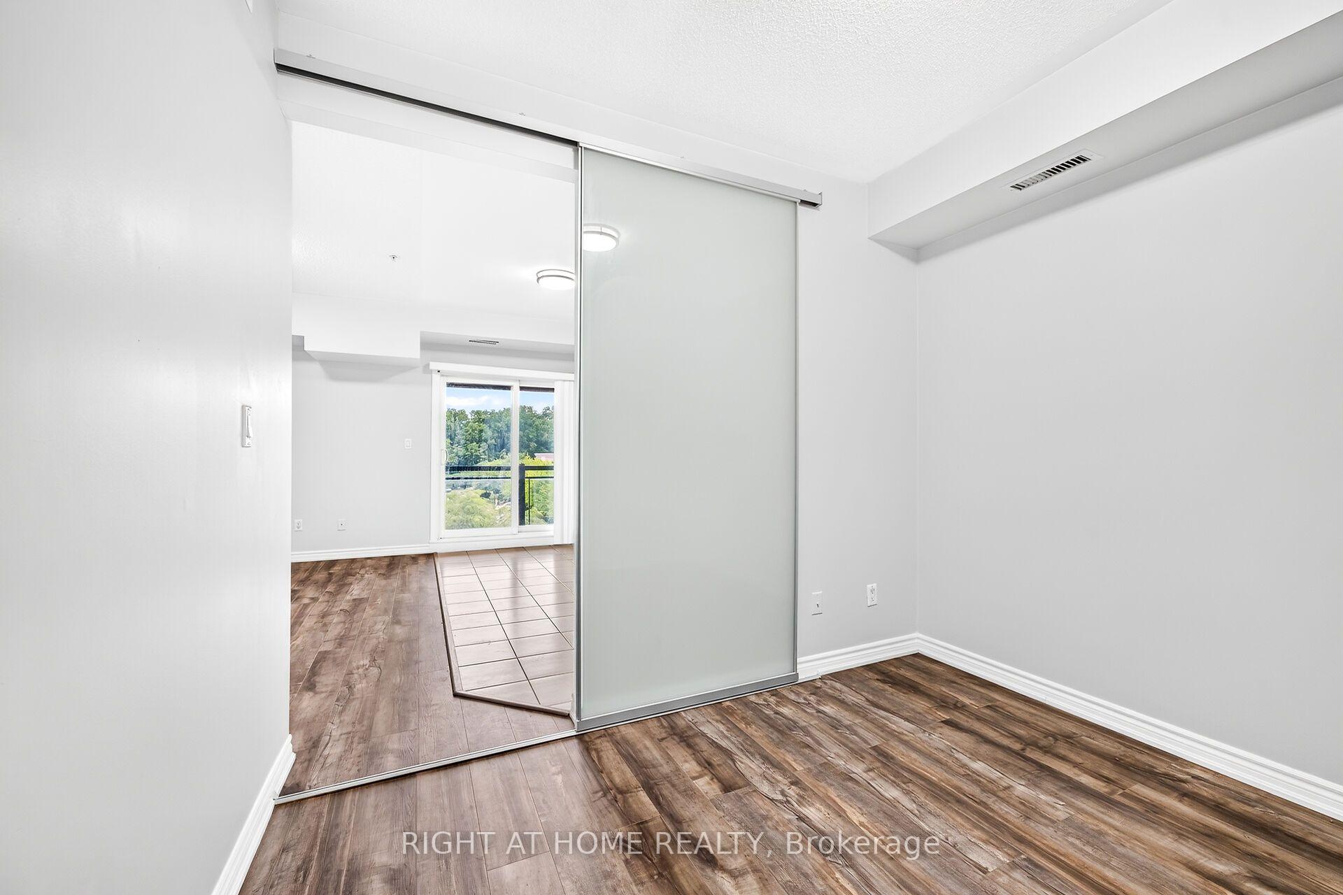 Photo 28 of Unit 430, 570 Lolita Gardens, Mississauga, Mississauga Valleys — HOMEH