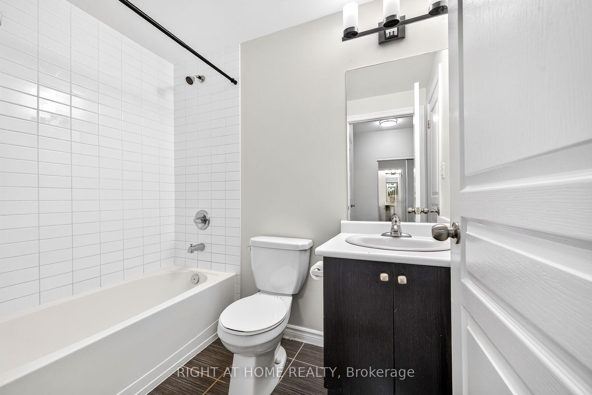 Photo 29 of Unit 430, 570 Lolita Gardens, Mississauga, Mississauga Valleys — HOMEH