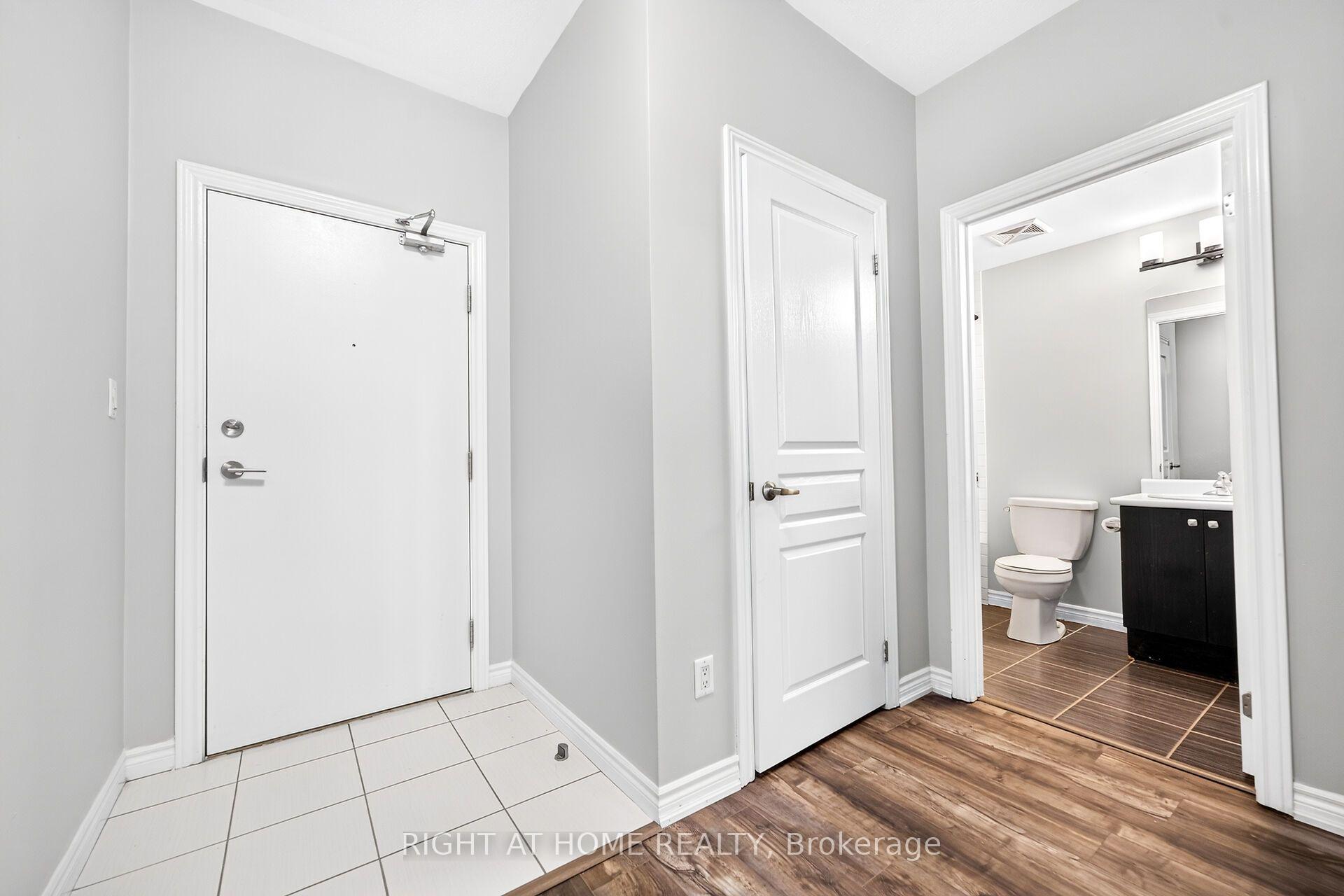 Photo 31 of Unit 430, 570 Lolita Gardens, Mississauga, Mississauga Valleys — HOMEH