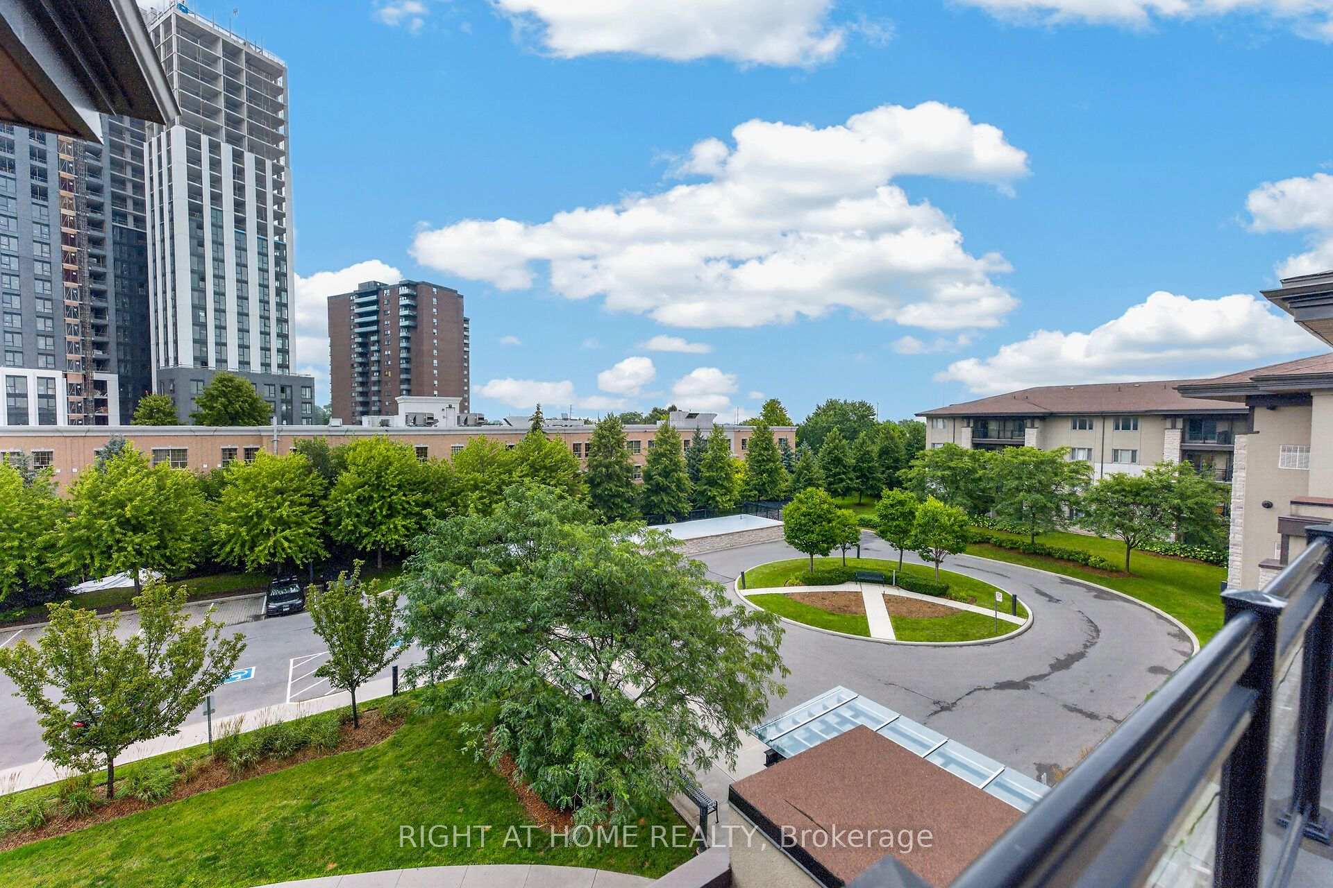 Photo 38 of Unit 430, 570 Lolita Gardens, Mississauga, Mississauga Valleys — HOMEH