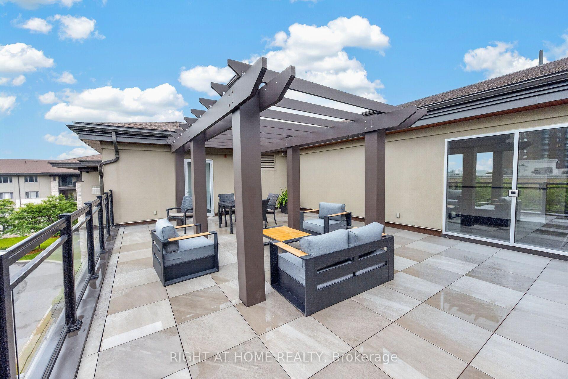 Photo 39 of Unit 430, 570 Lolita Gardens, Mississauga, Mississauga Valleys — HOMEH