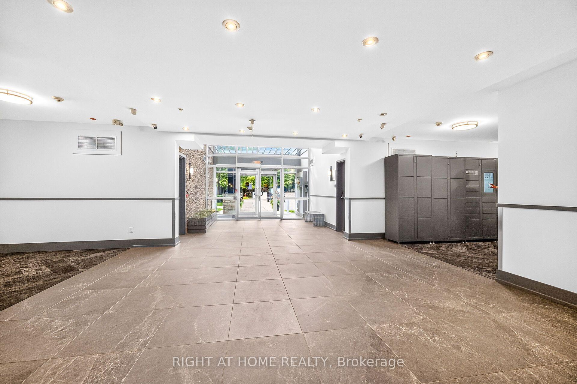 Photo 44 of Unit 430, 570 Lolita Gardens, Mississauga, Mississauga Valleys — HOMEH