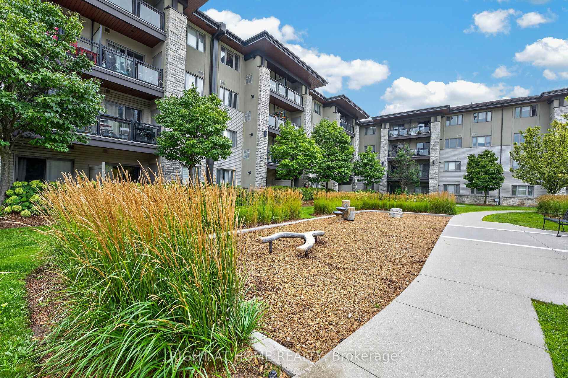 Photo 48 of Unit 430, 570 Lolita Gardens, Mississauga, Mississauga Valleys — HOMEH