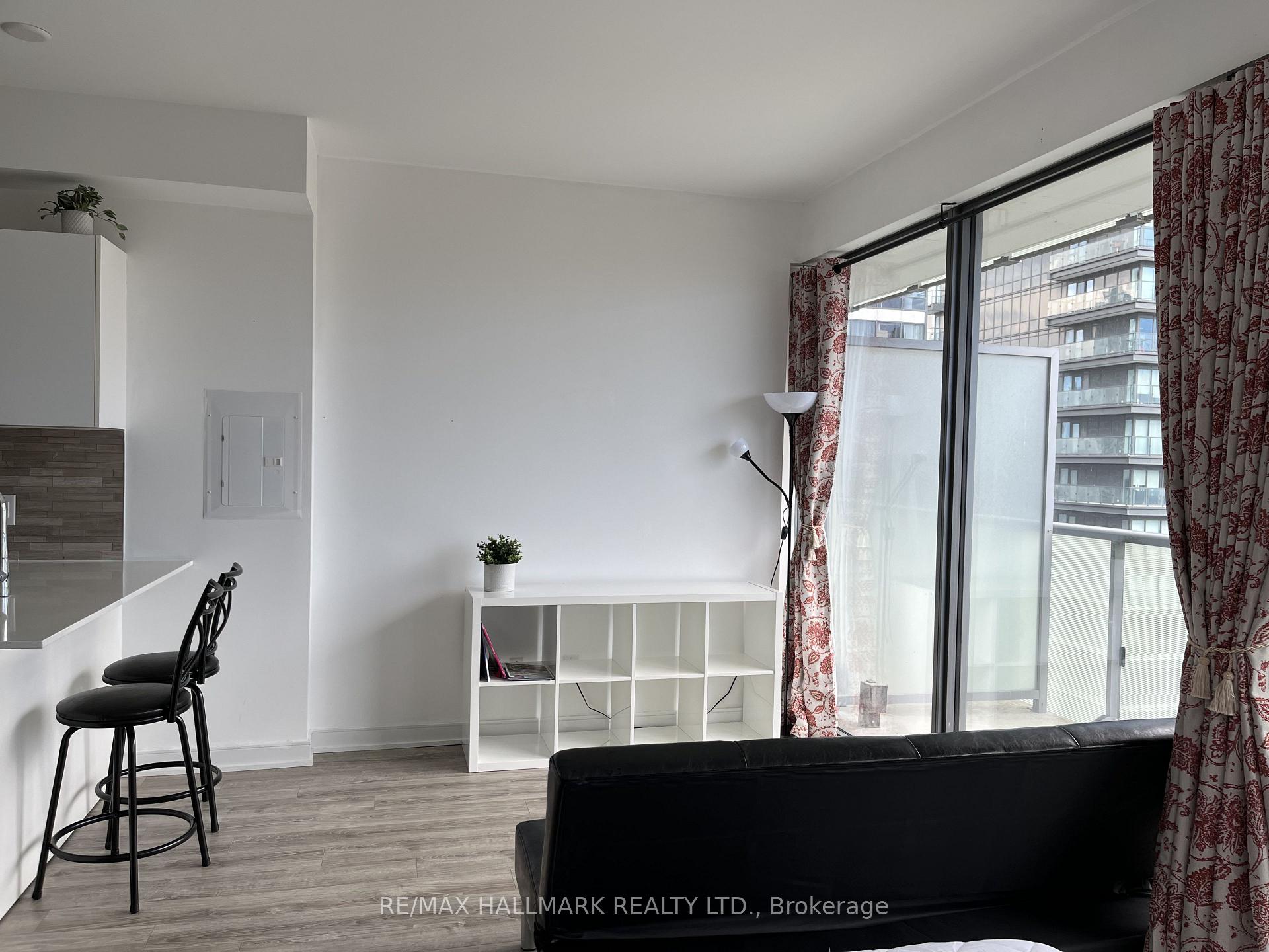 Photo 5 of Unit 2003, 57 St Joseph Street, Toronto, Bay Street Corridor — HOMEH