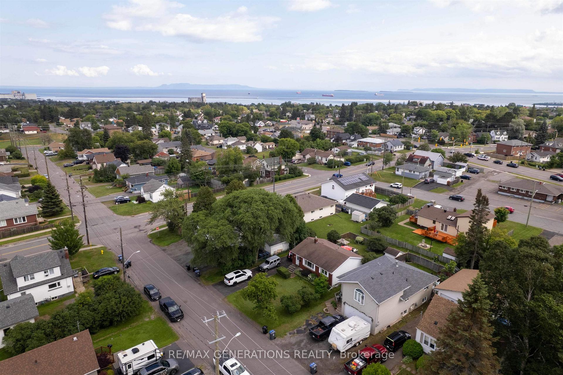 Photo 35 of 53 Melvin Avenue, Thunder Bay, Shuniah — HOMEH