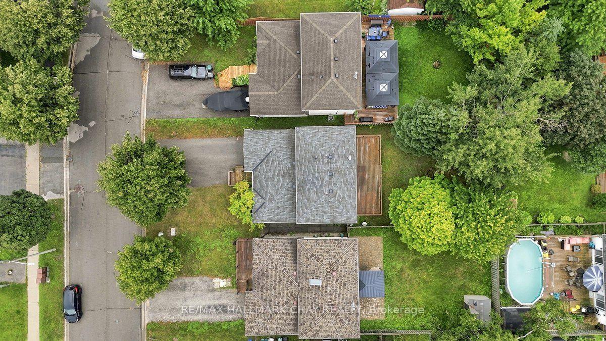 Photo 21 of 26 Whitehorn Crescent, Barrie, Holly — HOMEH