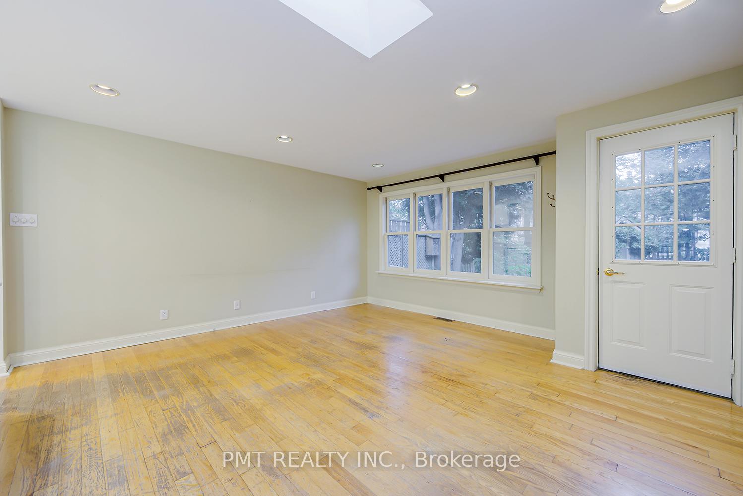 Photo 15 of 47 Herbert Avenue, Toronto, The Beaches — HOMEH
