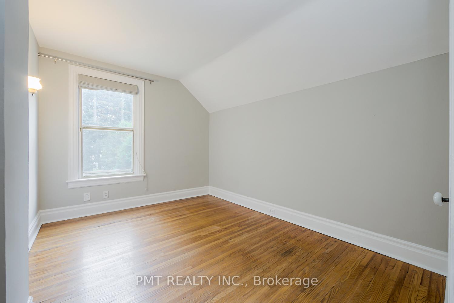 Photo 41 of 47 Herbert Avenue, Toronto, The Beaches — HOMEH