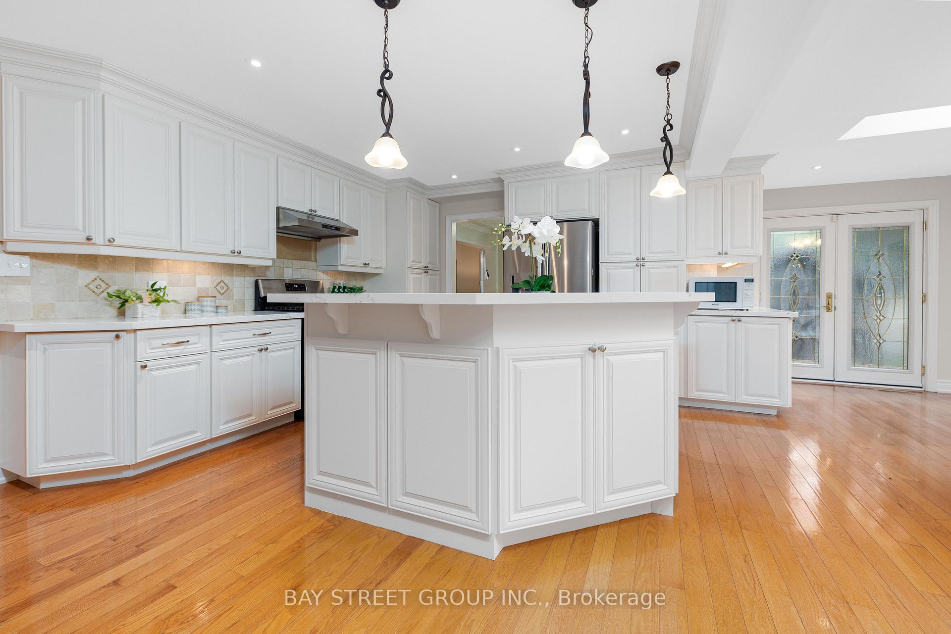 Photo 31 of 244 Colchester Drive, Oakville, Morrison — HOMEH