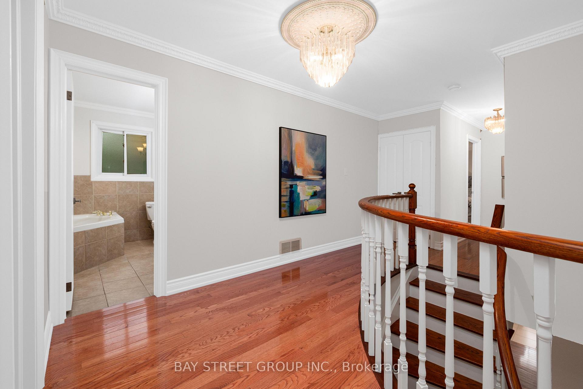 Photo 38 of 244 Colchester Drive, Oakville, Morrison — HOMEH