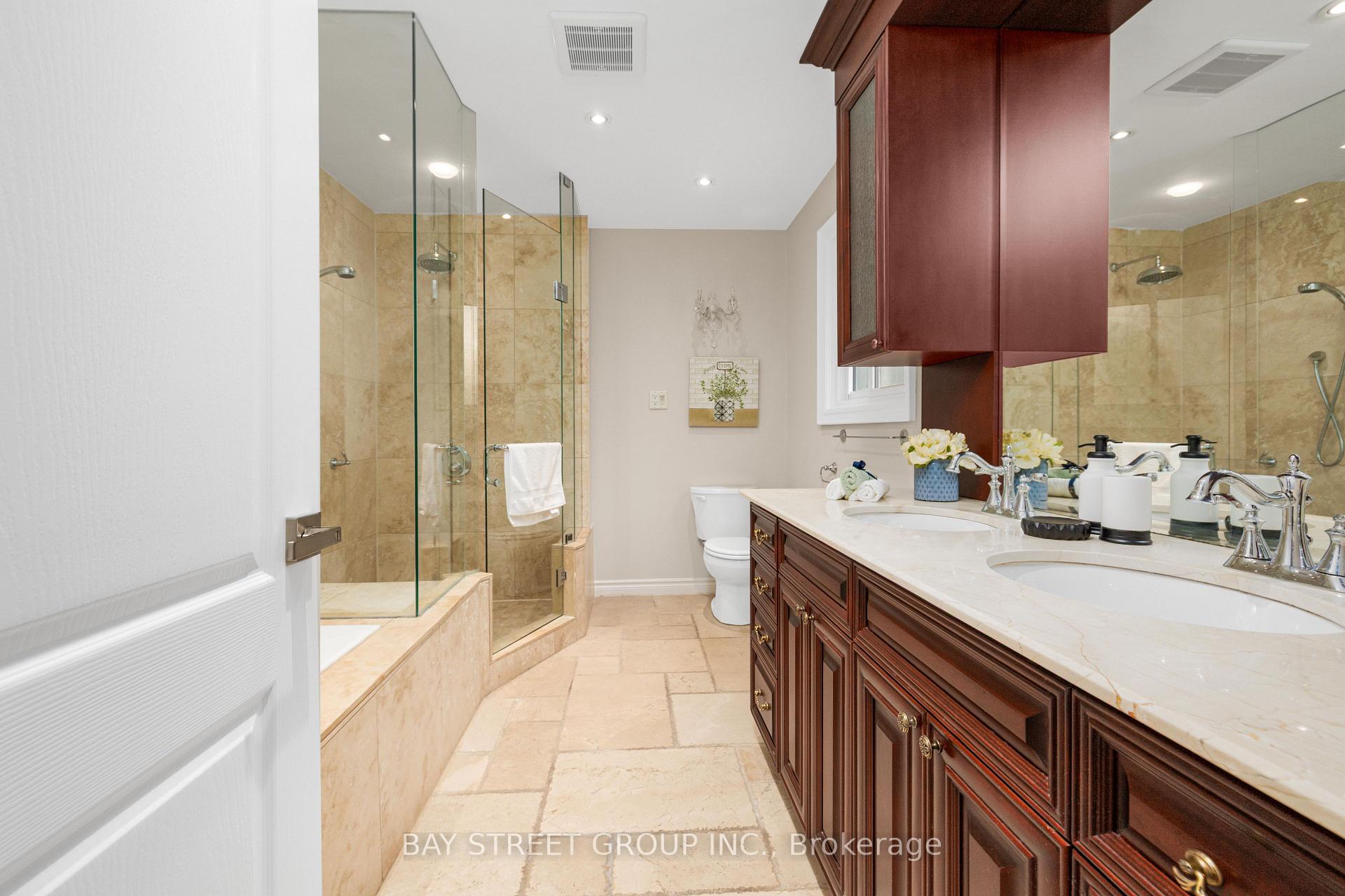 Photo 45 of 244 Colchester Drive, Oakville, Morrison — HOMEH