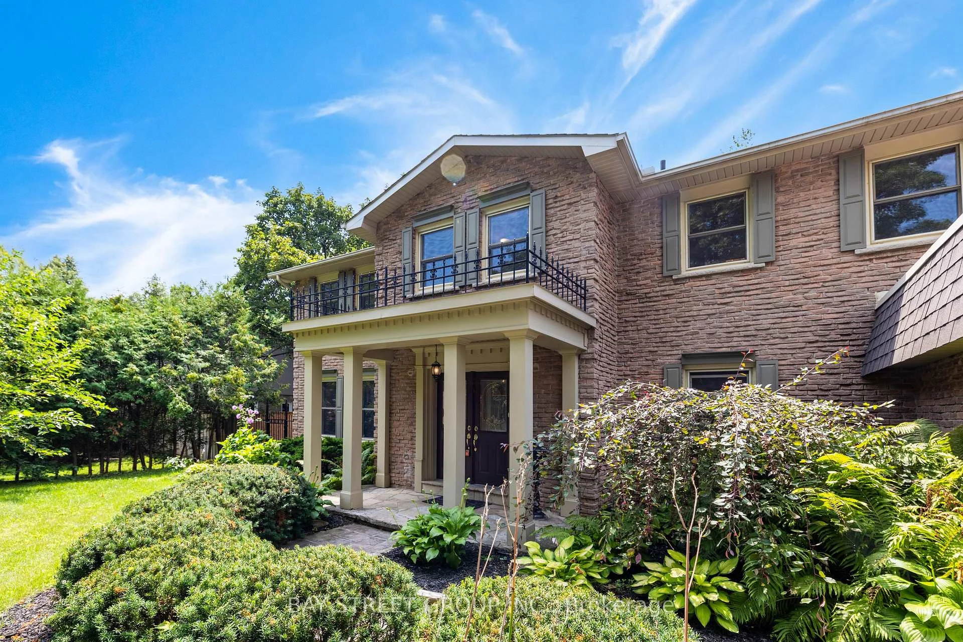 Photo 11 of 244 Colchester Drive, Oakville, Morrison — HOMEH