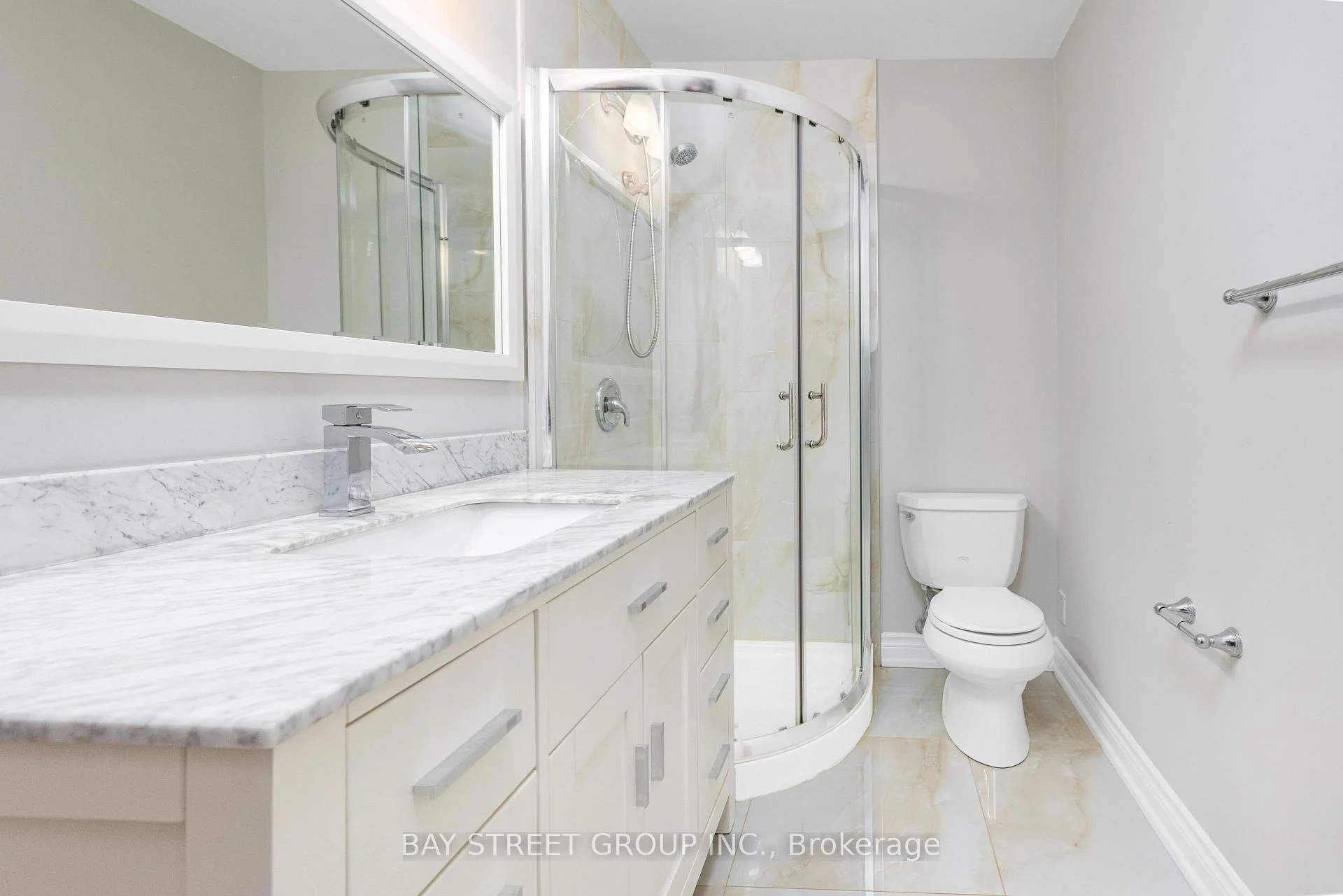 Photo 56 of 244 Colchester Drive, Oakville, Morrison — HOMEH