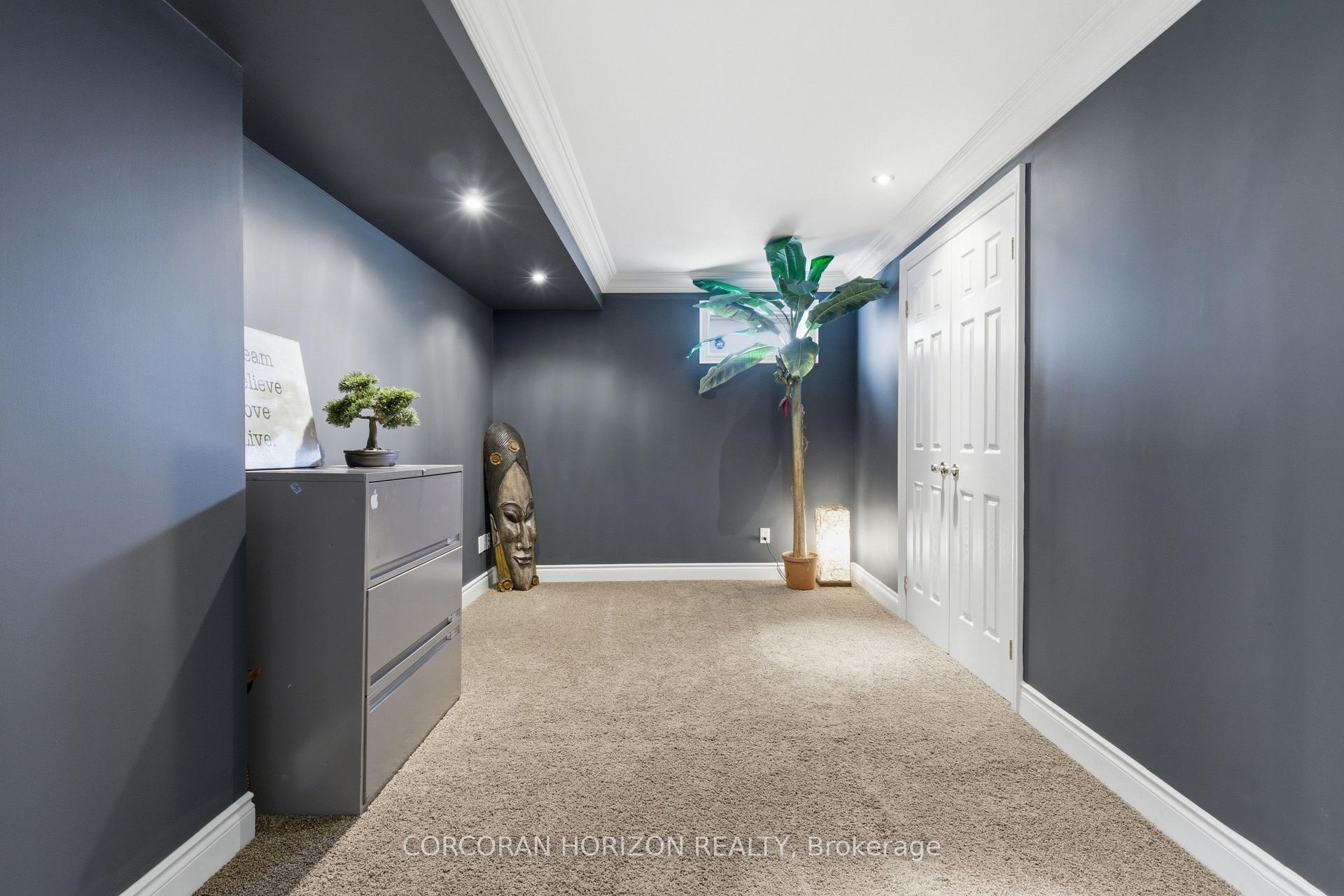 Photo 41 of 905 Marigold Court, Kitchener, Doon South — HOMEH
