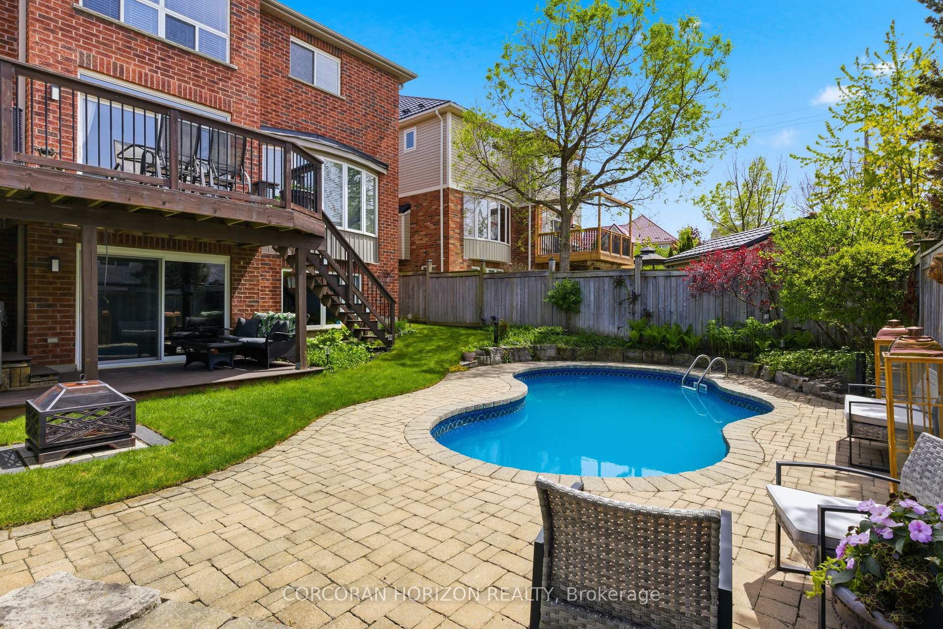 Photo 46 of 905 Marigold Court, Kitchener, Doon South — HOMEH