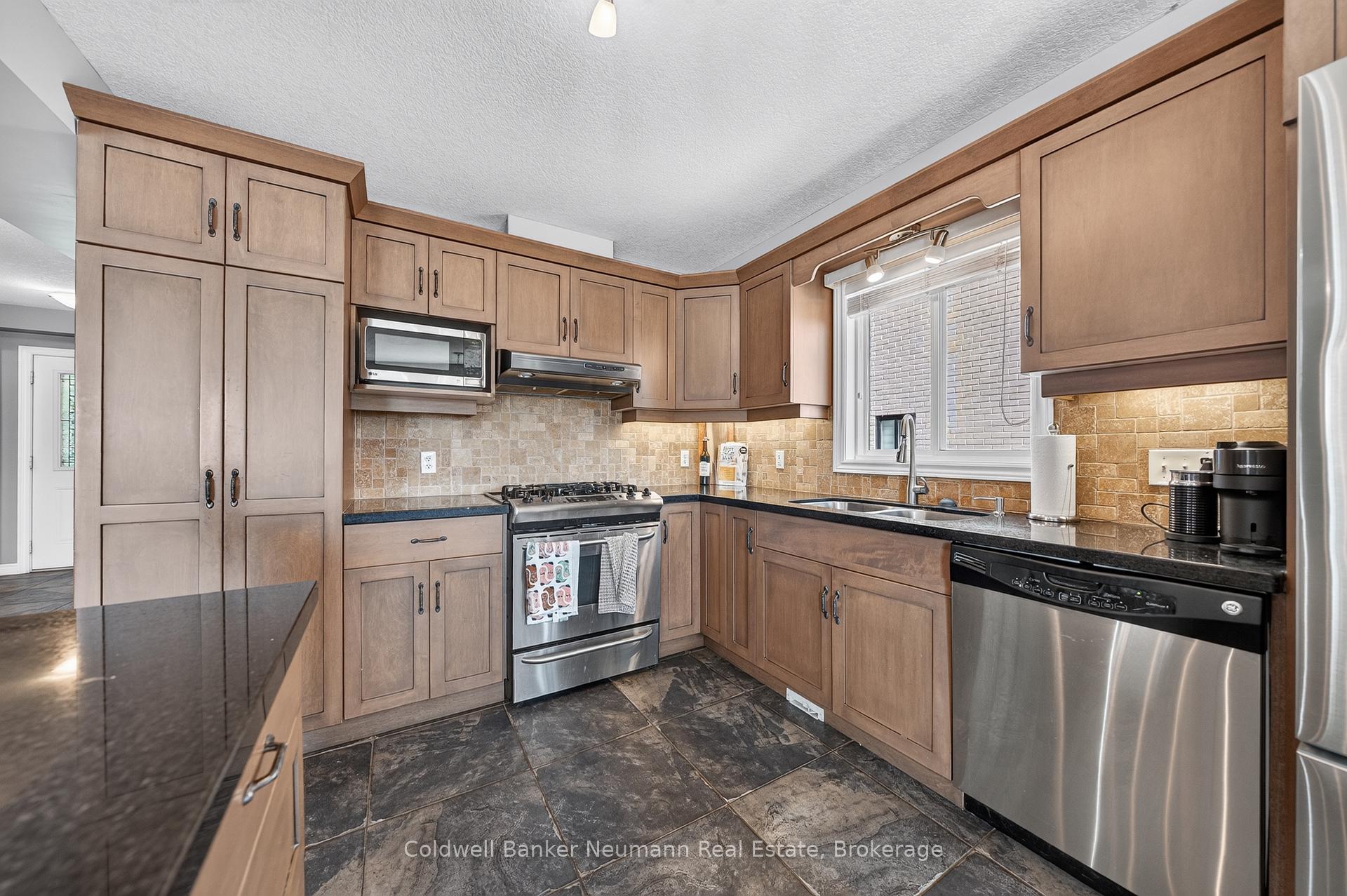 Photo 14 of 58 Washburn Drive, Guelph, Grange Road — HOMEH