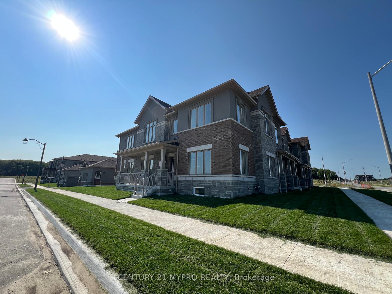 Photo 5 of 40 Chappellet Avenue, Markham, Cornell — HOMEH