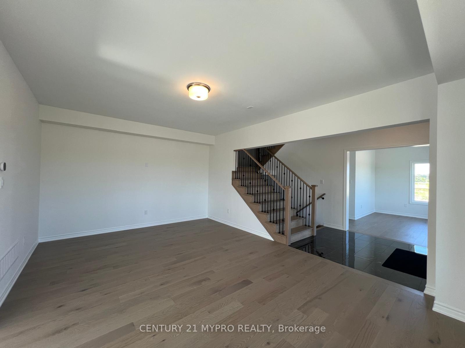 Photo 10 of 40 Chappellet Avenue, Markham, Cornell — HOMEH