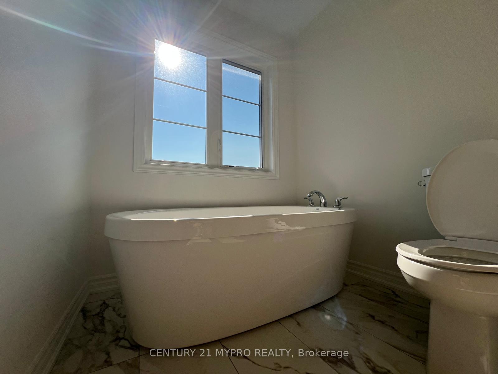 Photo 20 of 40 Chappellet Avenue, Markham, Cornell — HOMEH