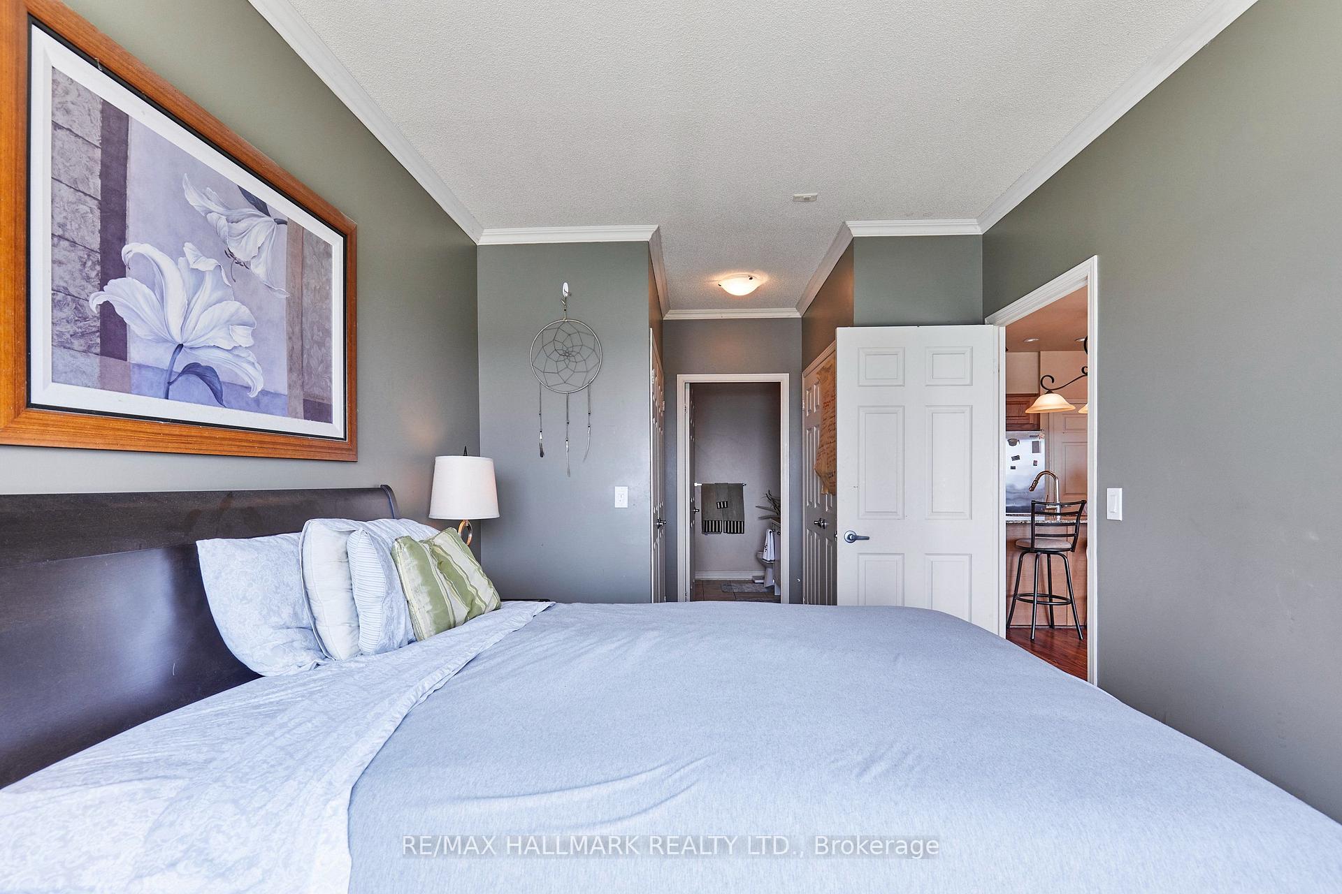 Photo 14 of Unit 702, 60 Fairfax Crescent, Scarborough, Clairlea-Birchmount — HOMEH