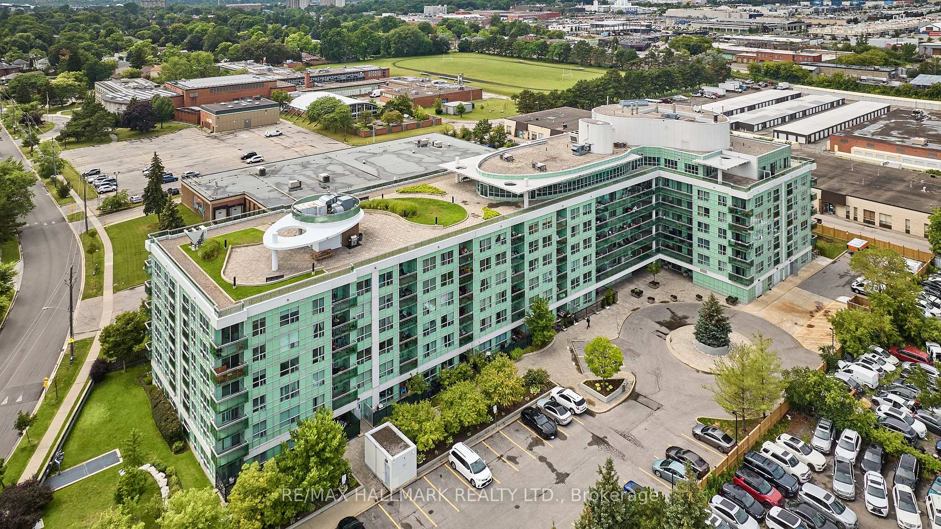 Photo 34 of Unit 702, 60 Fairfax Crescent, Scarborough, Clairlea-Birchmount — HOMEH