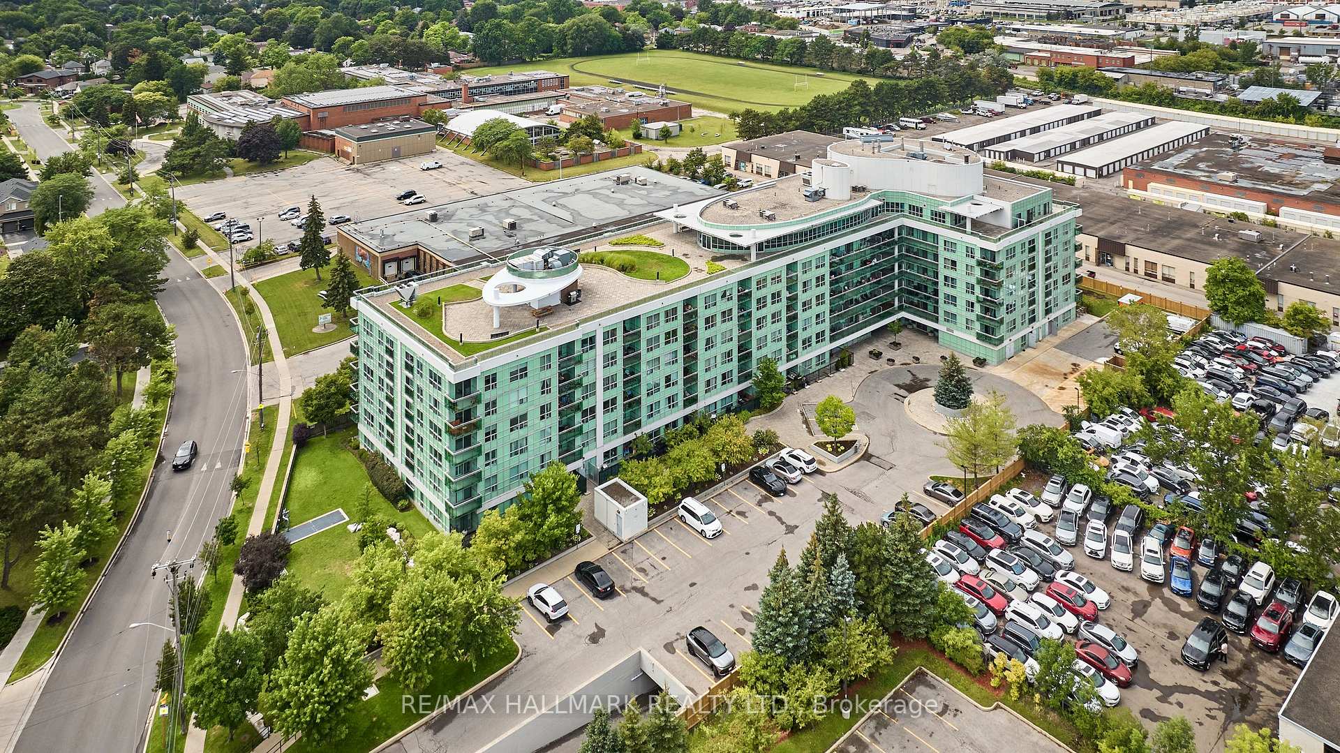 Photo 35 of Unit 702, 60 Fairfax Crescent, Scarborough, Clairlea-Birchmount — HOMEH