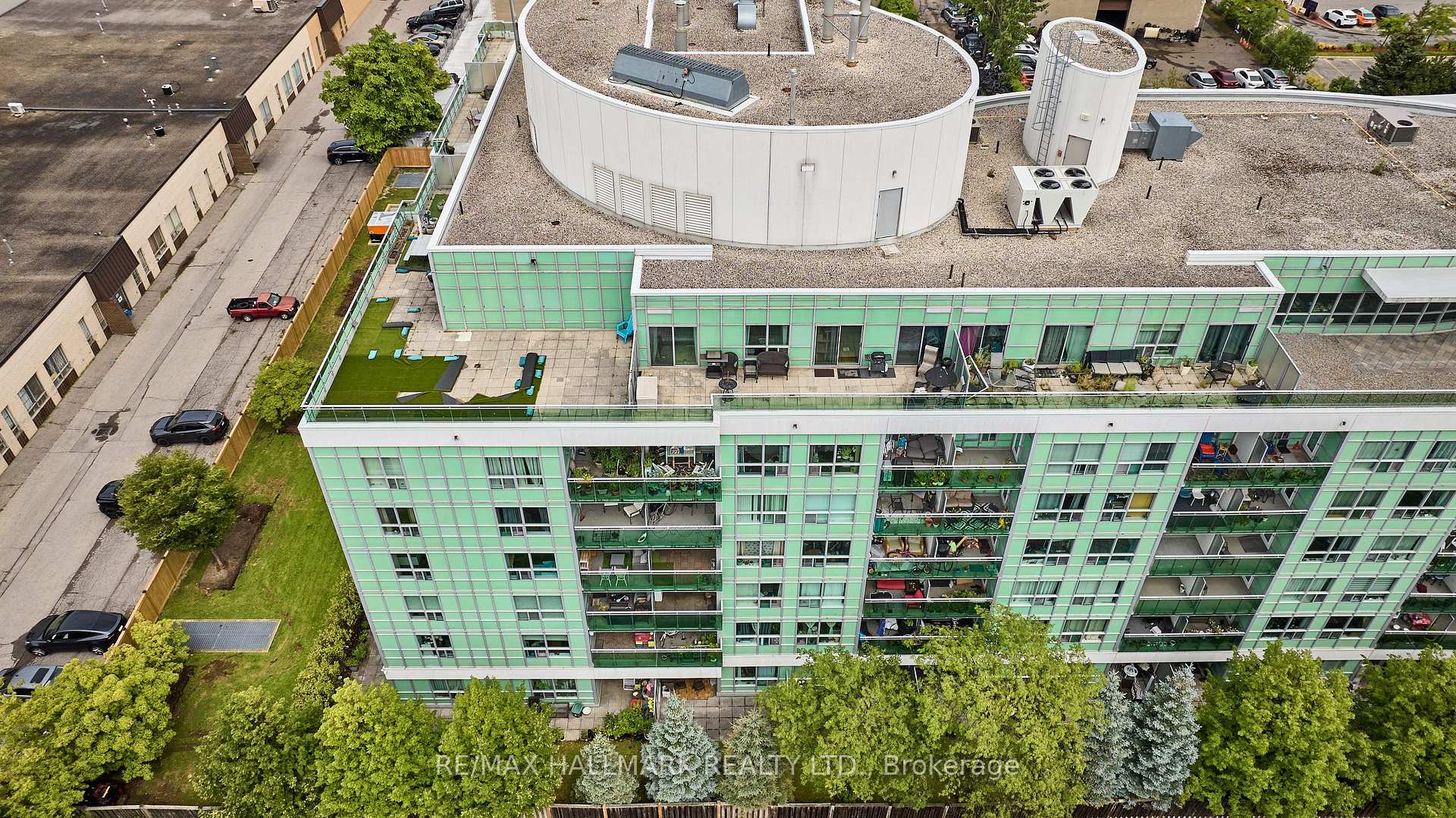 Photo 38 of Unit 702, 60 Fairfax Crescent, Scarborough, Clairlea-Birchmount — HOMEH