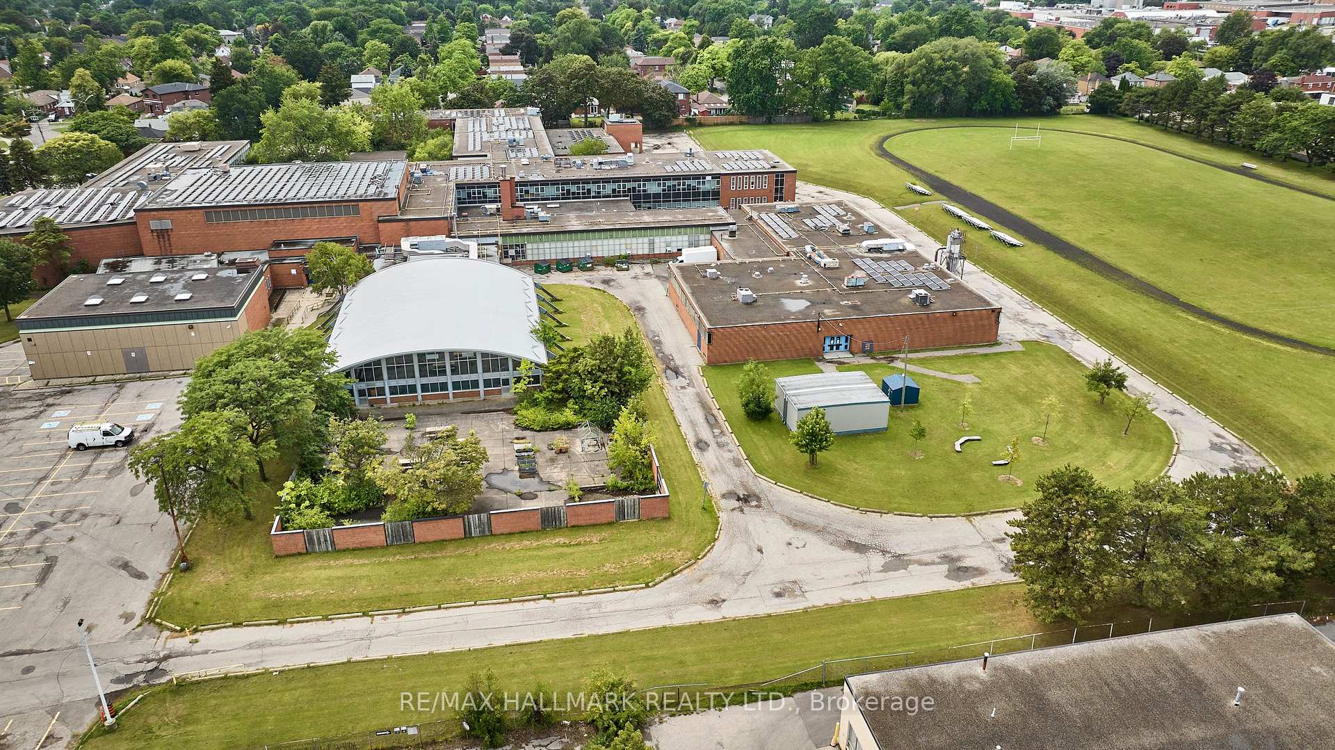 Photo 41 of Unit 702, 60 Fairfax Crescent, Scarborough, Clairlea-Birchmount — HOMEH