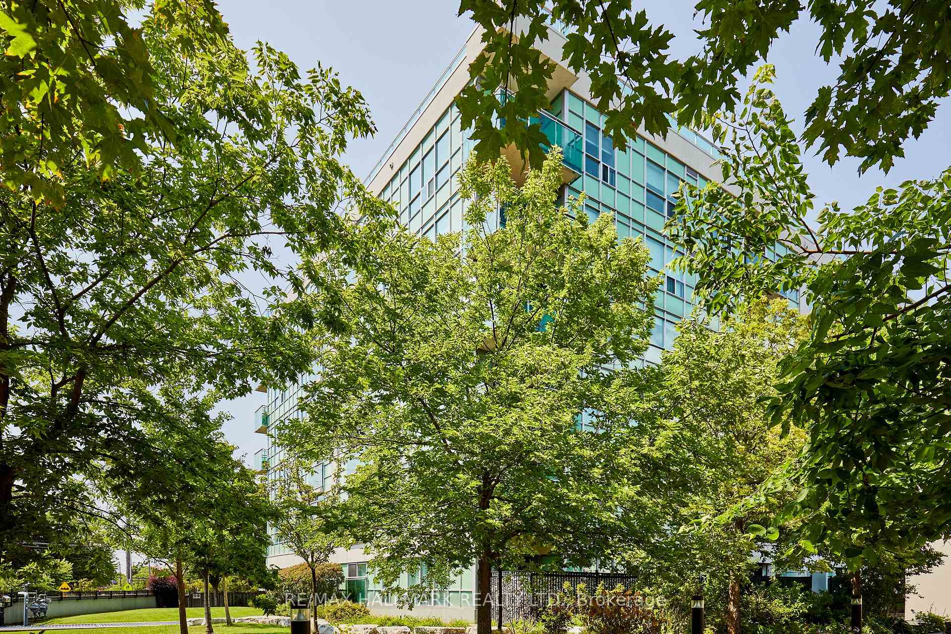 Photo 50 of Unit 702, 60 Fairfax Crescent, Scarborough, Clairlea-Birchmount — HOMEH