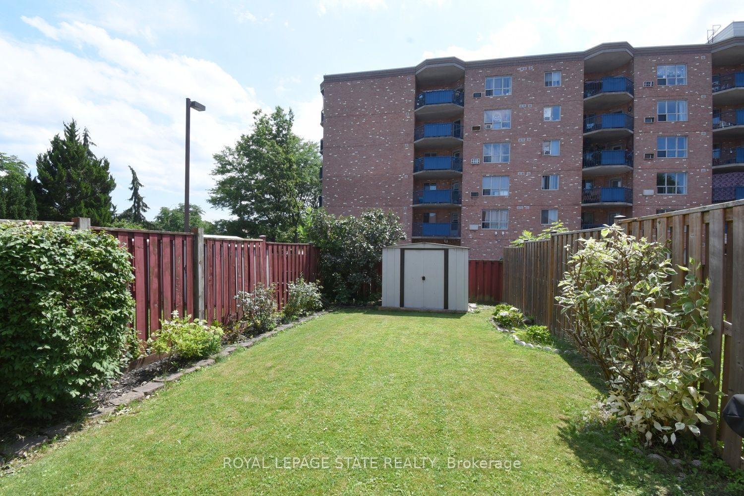 Photo 34 of 57 Townmansion Drive, Hamilton, Lisgar — HOMEH