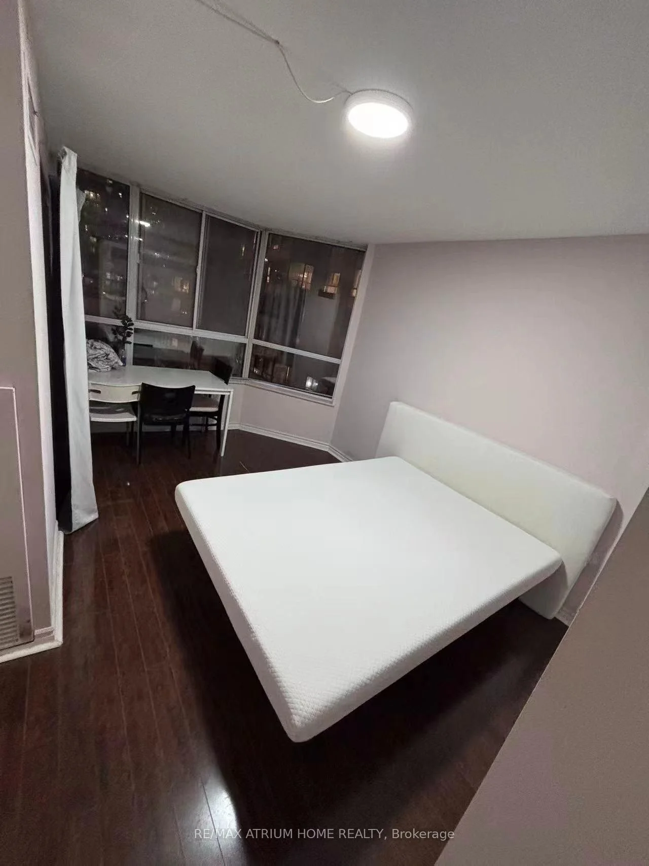 Photo 8 of Unit 1403, 717 Bay Street, Toronto, Bay Street Corridor — HOMEH