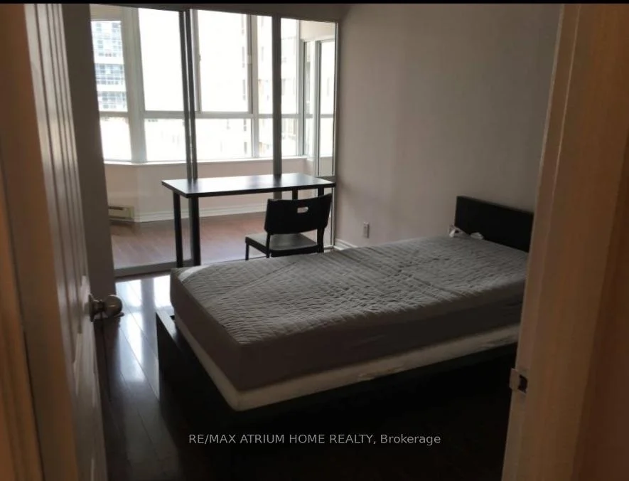 Photo 15 of Unit 1403, 717 Bay Street, Toronto, Bay Street Corridor — HOMEH