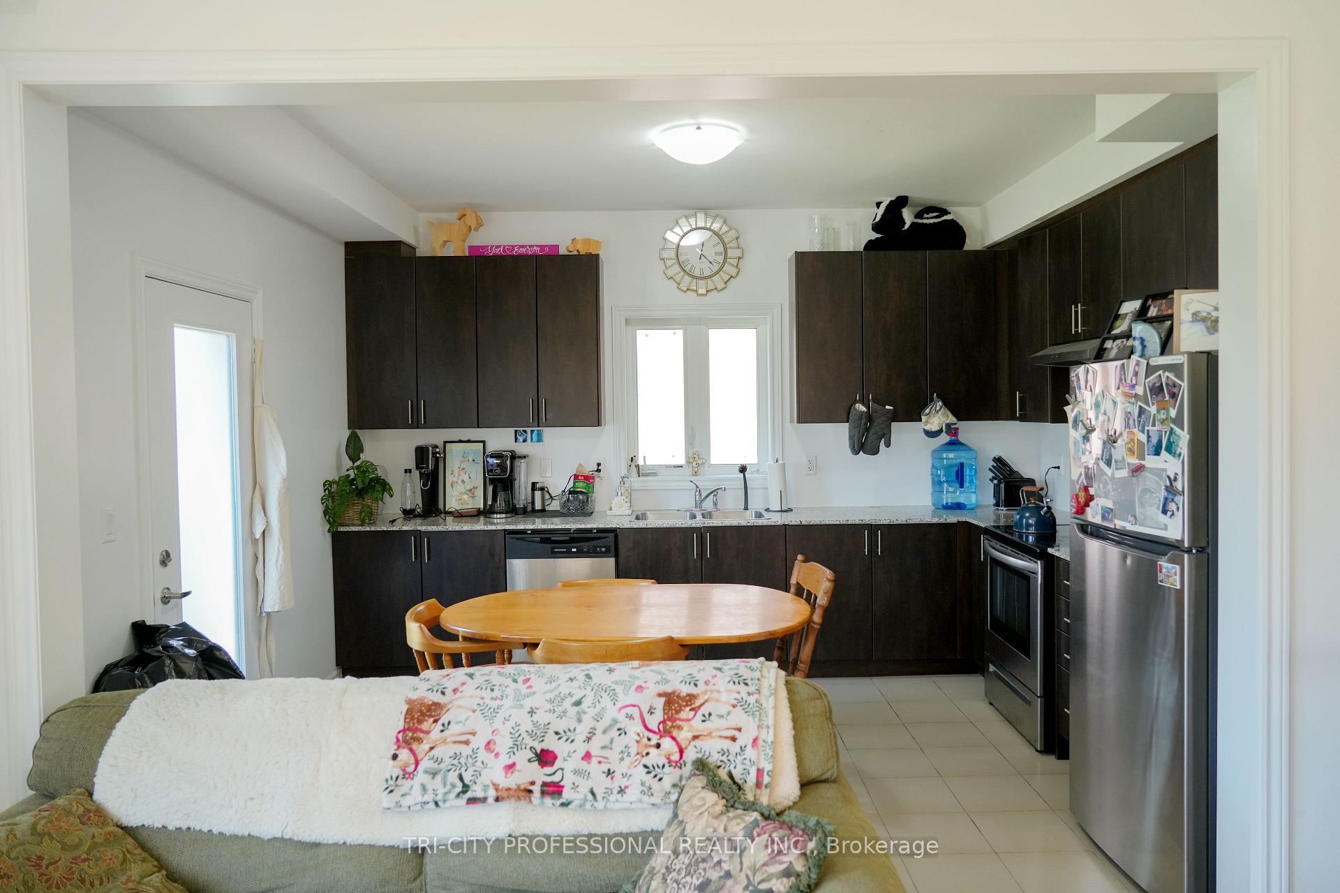 Photo 9 of 409 Russell Street, Southgate — HOMEH