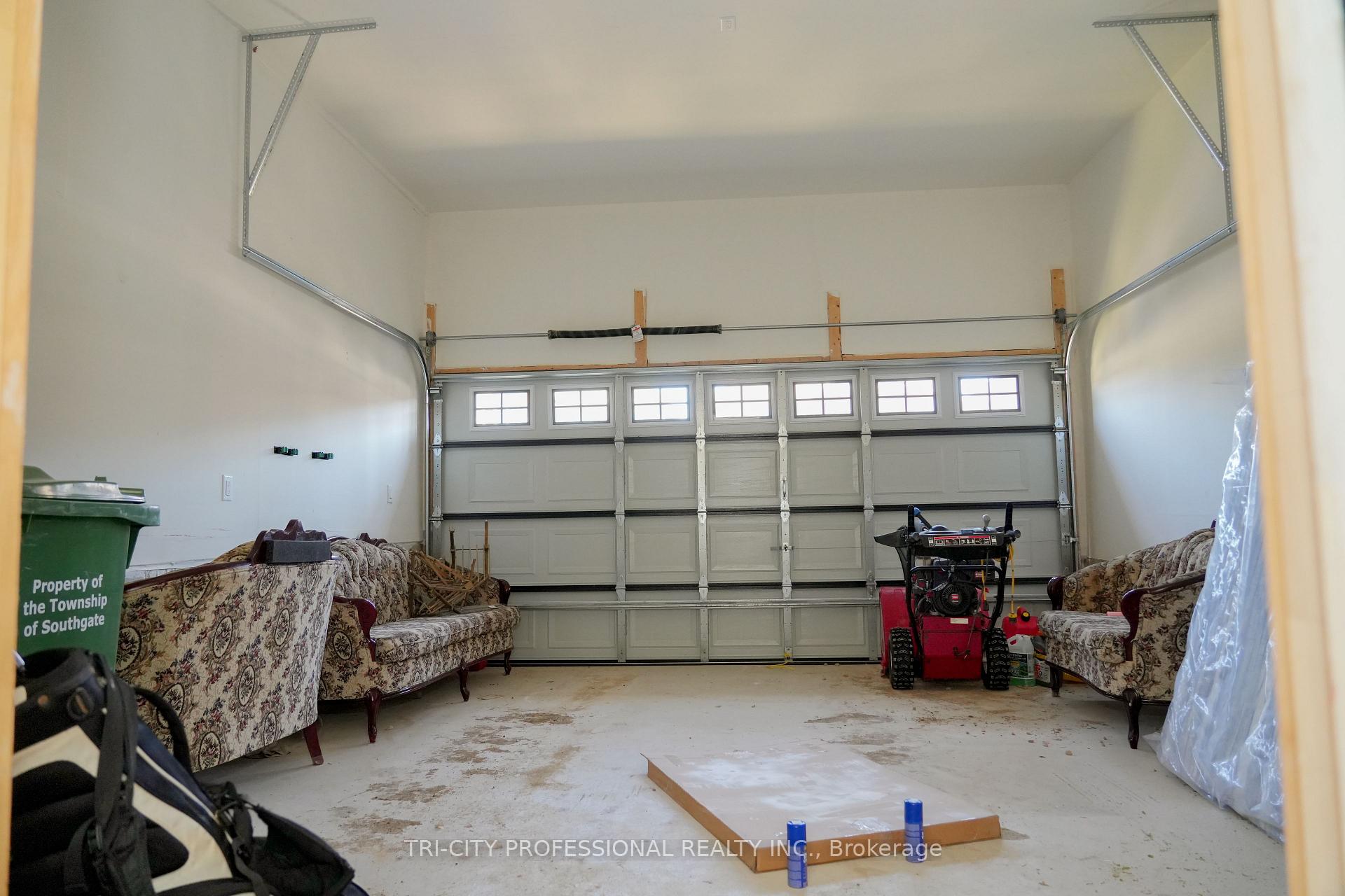 Photo 22 of 409 Russell Street, Southgate — HOMEH