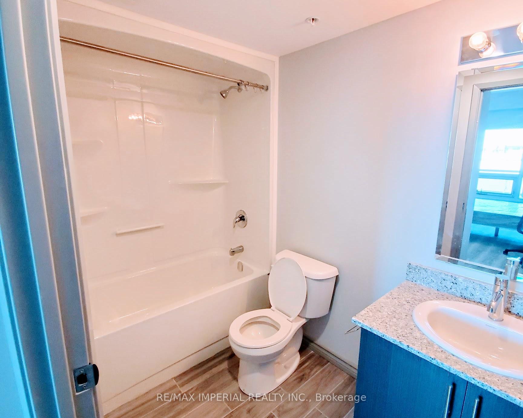Photo 16 of Unit B610, 275 Larch Street, Waterloo, Downtown Waterloo — HOMEH