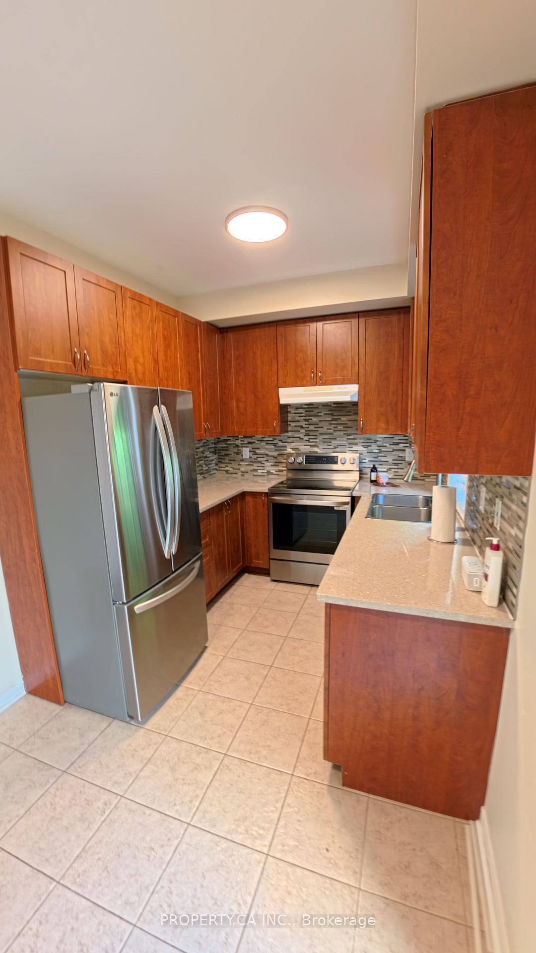 Photo 2 of Unit 66, 397 Beechgrove Drive, Scarborough, West Hill — HOMEH