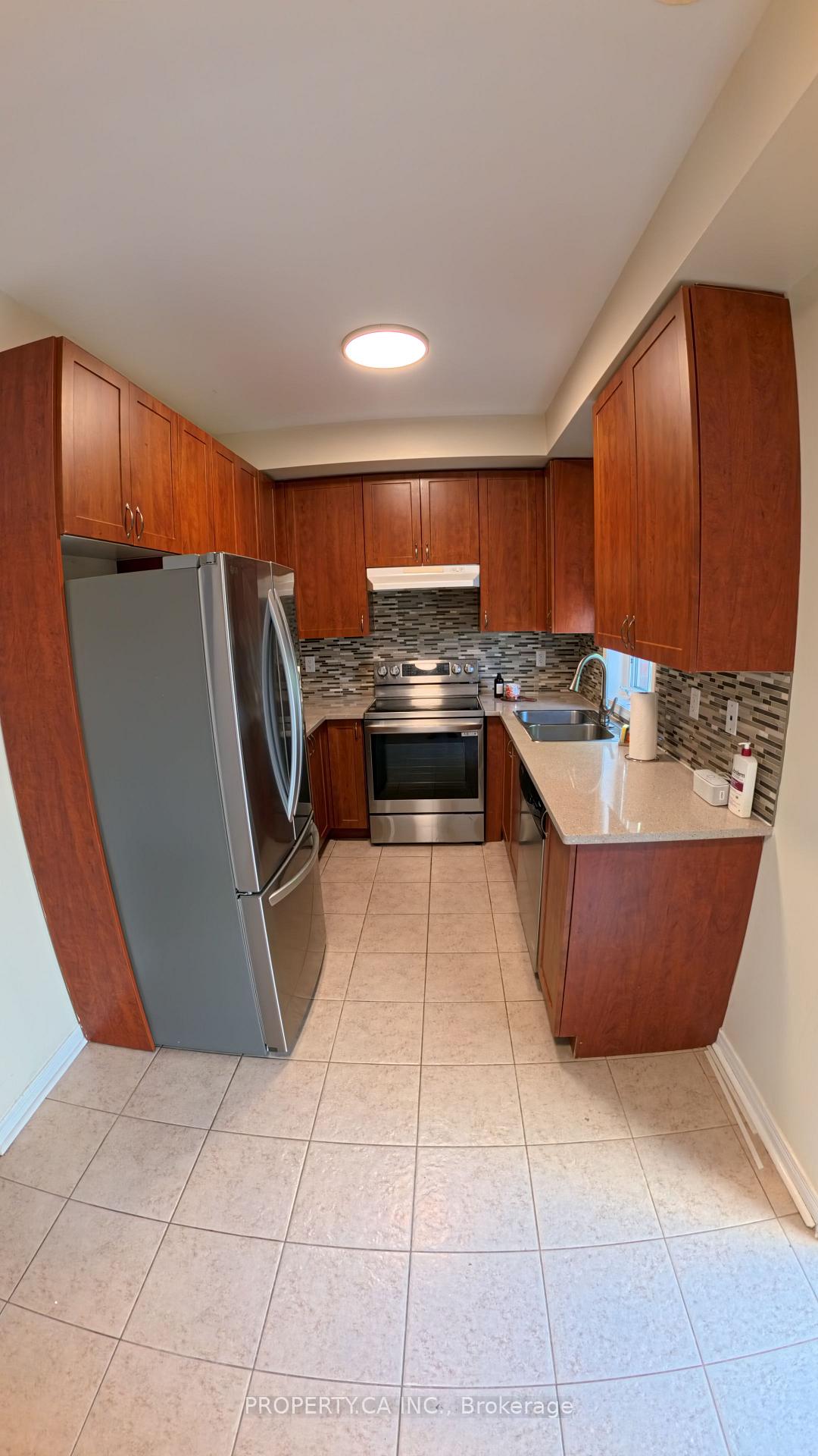 Photo 3 of Unit 66, 397 Beechgrove Drive, Scarborough, West Hill — HOMEH
